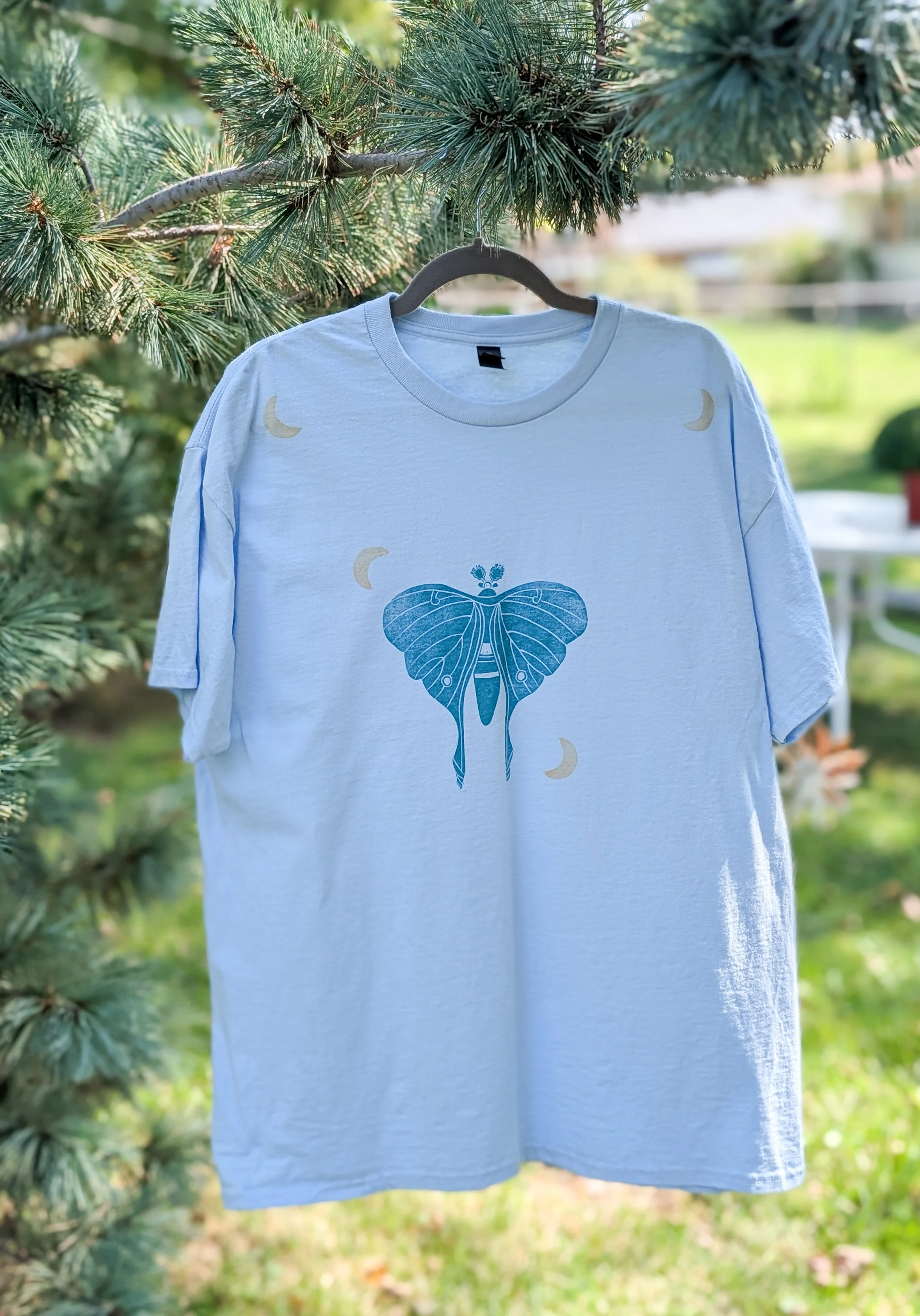 Blue Luna Moth Moons Hand Printed Tee Size XL