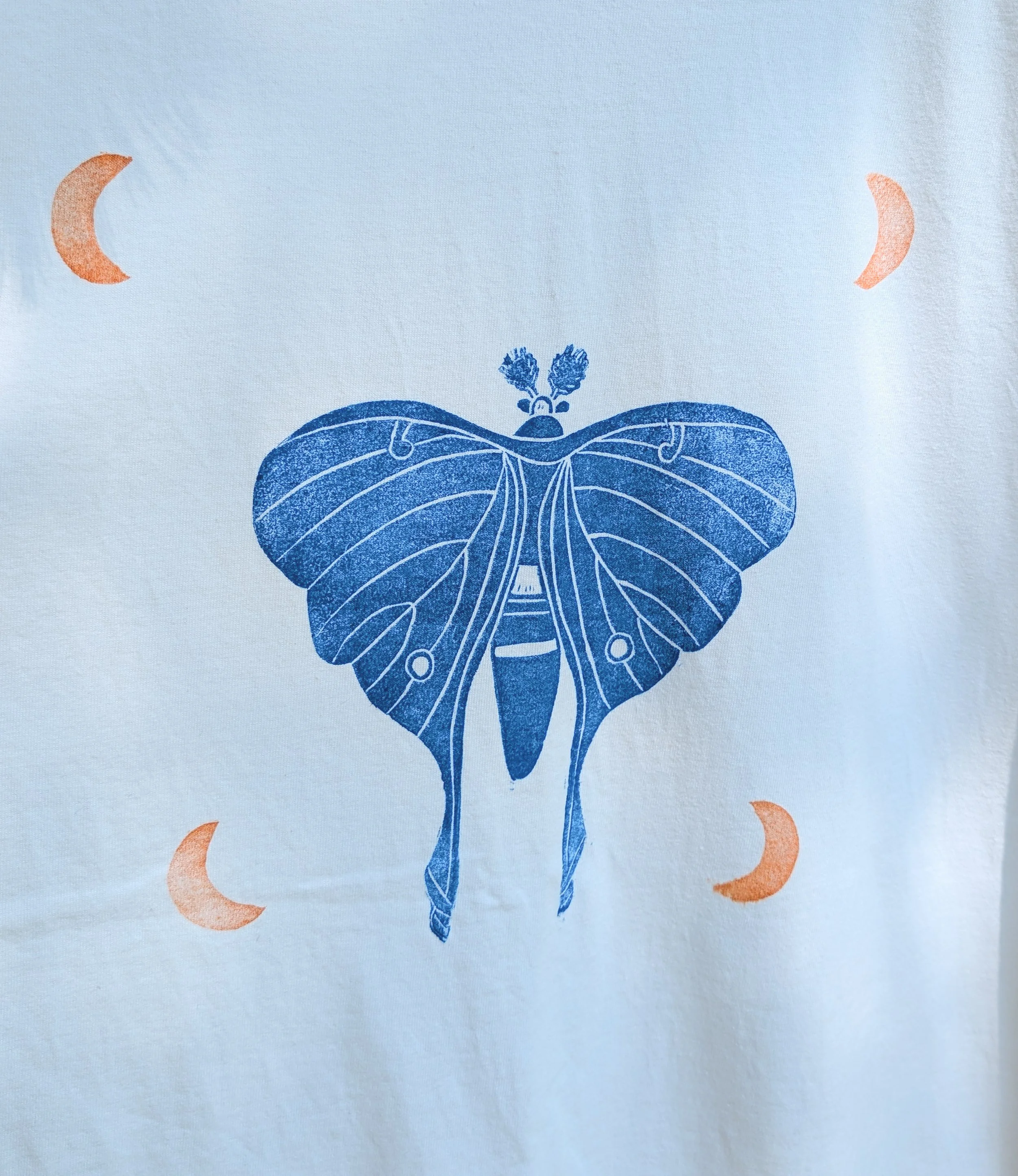 2XL Tee (6).jpg