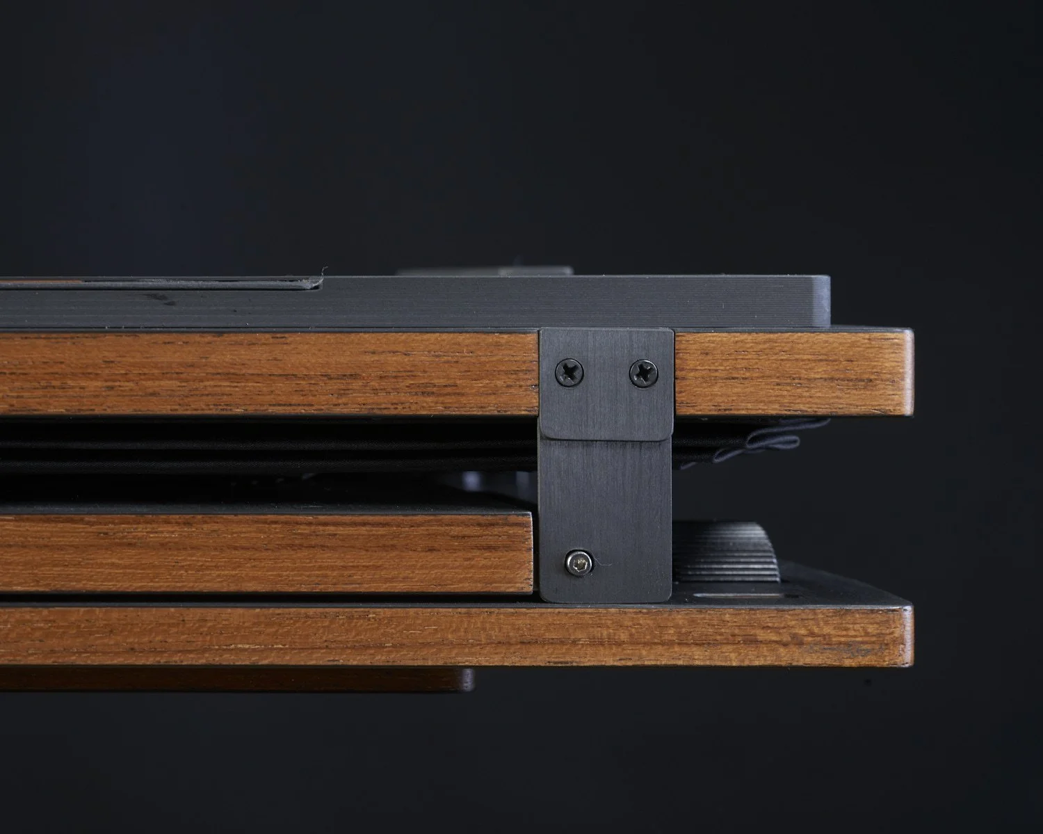 SUMMIT 810机身0100.jpg