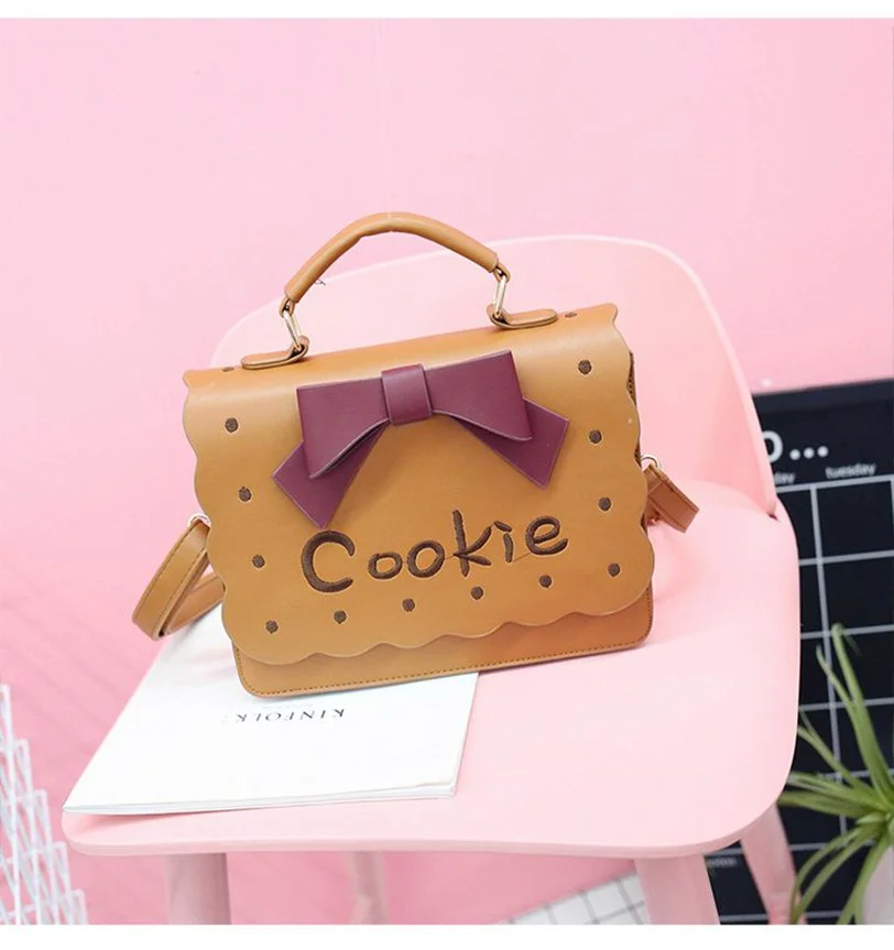 Cookie Purse Brown 1.jpg