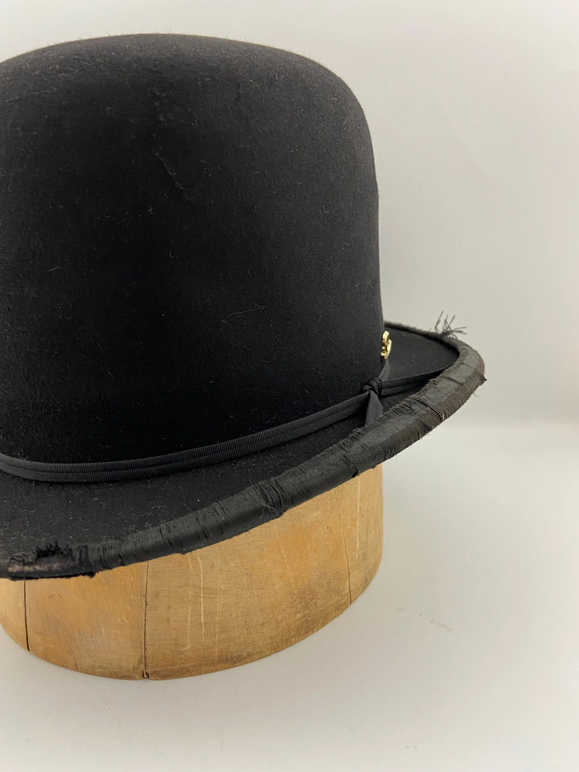 3F0933E5-6639-4E89-A7BB-707EEF7D8041