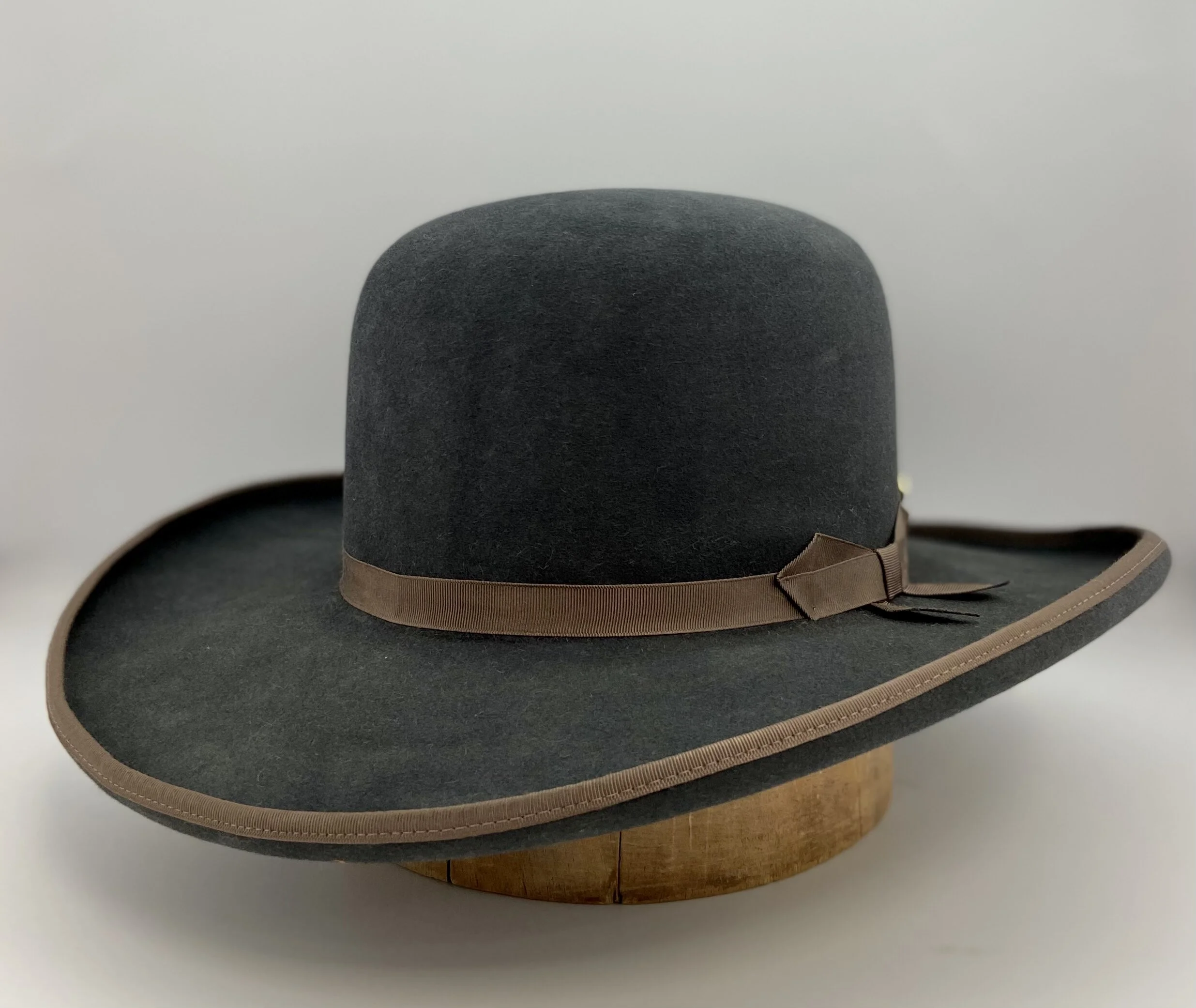 jogger Halvtreds Held og lykke Bowman's Boss of the Plains — Bowman Hat Co.