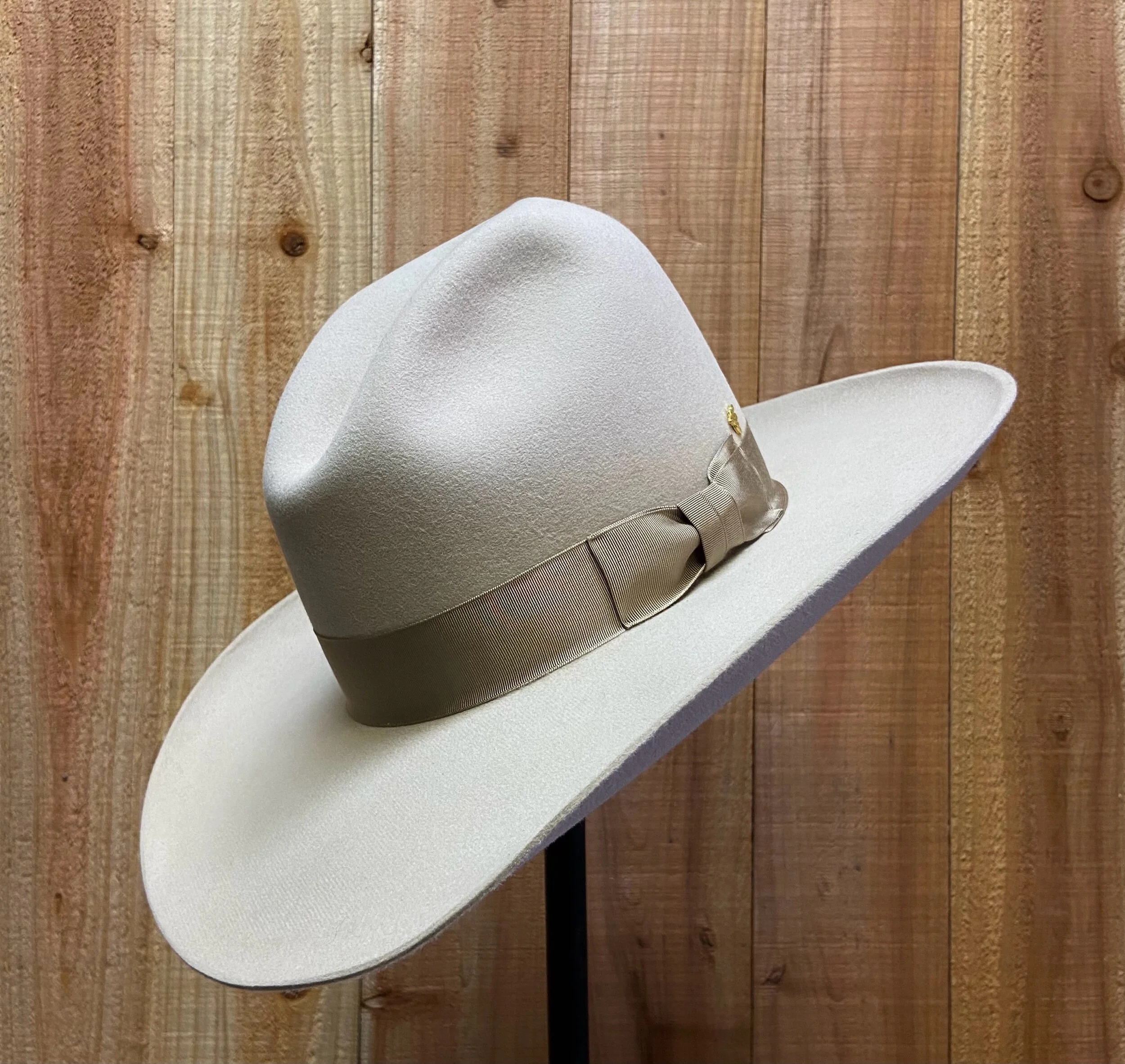 C23BE6F3-A1FB-41CF-91FF-3FA0FD39DB3E