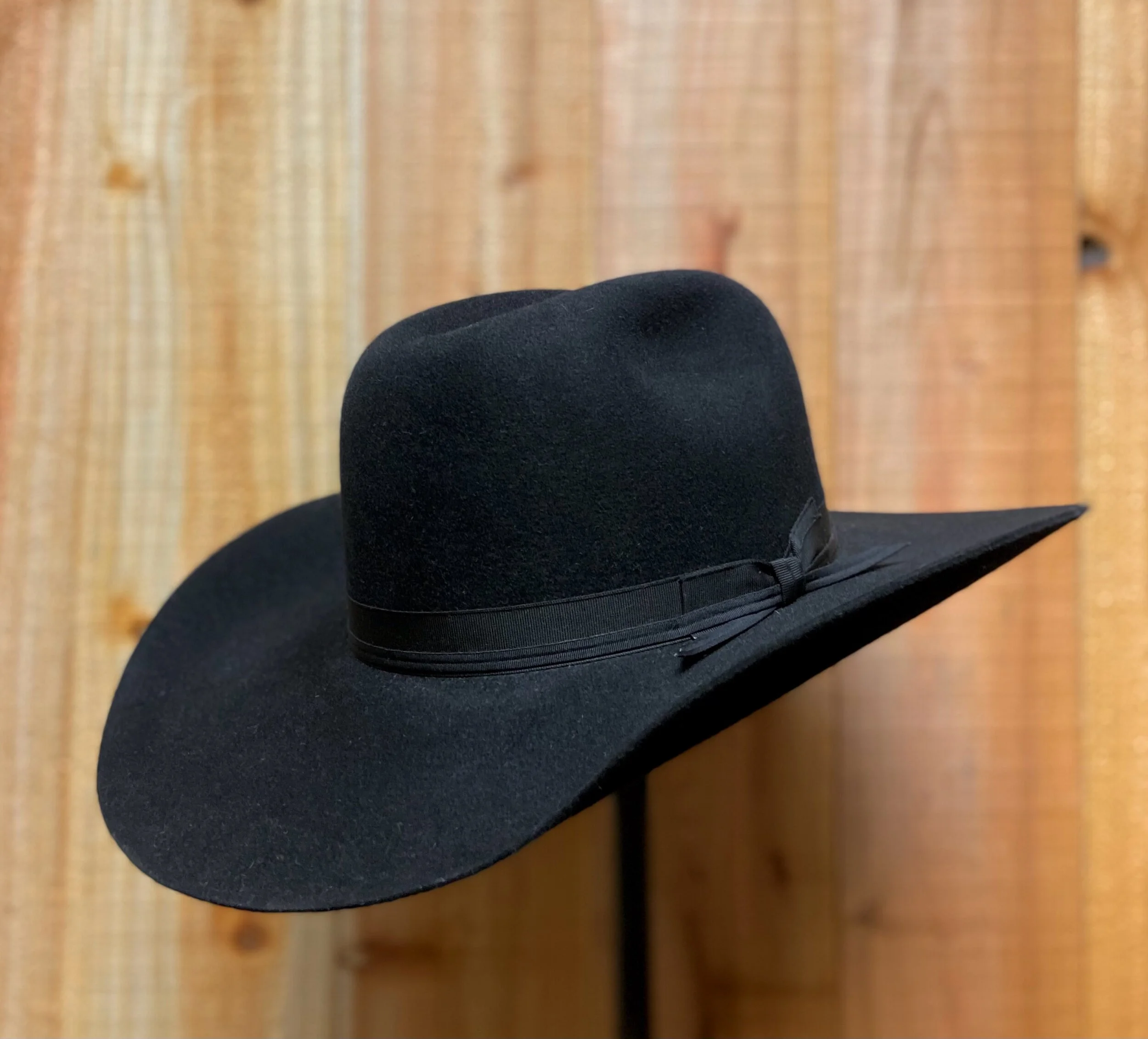 8A500F10-587B-449A-82B8-A8F57FDAAA52