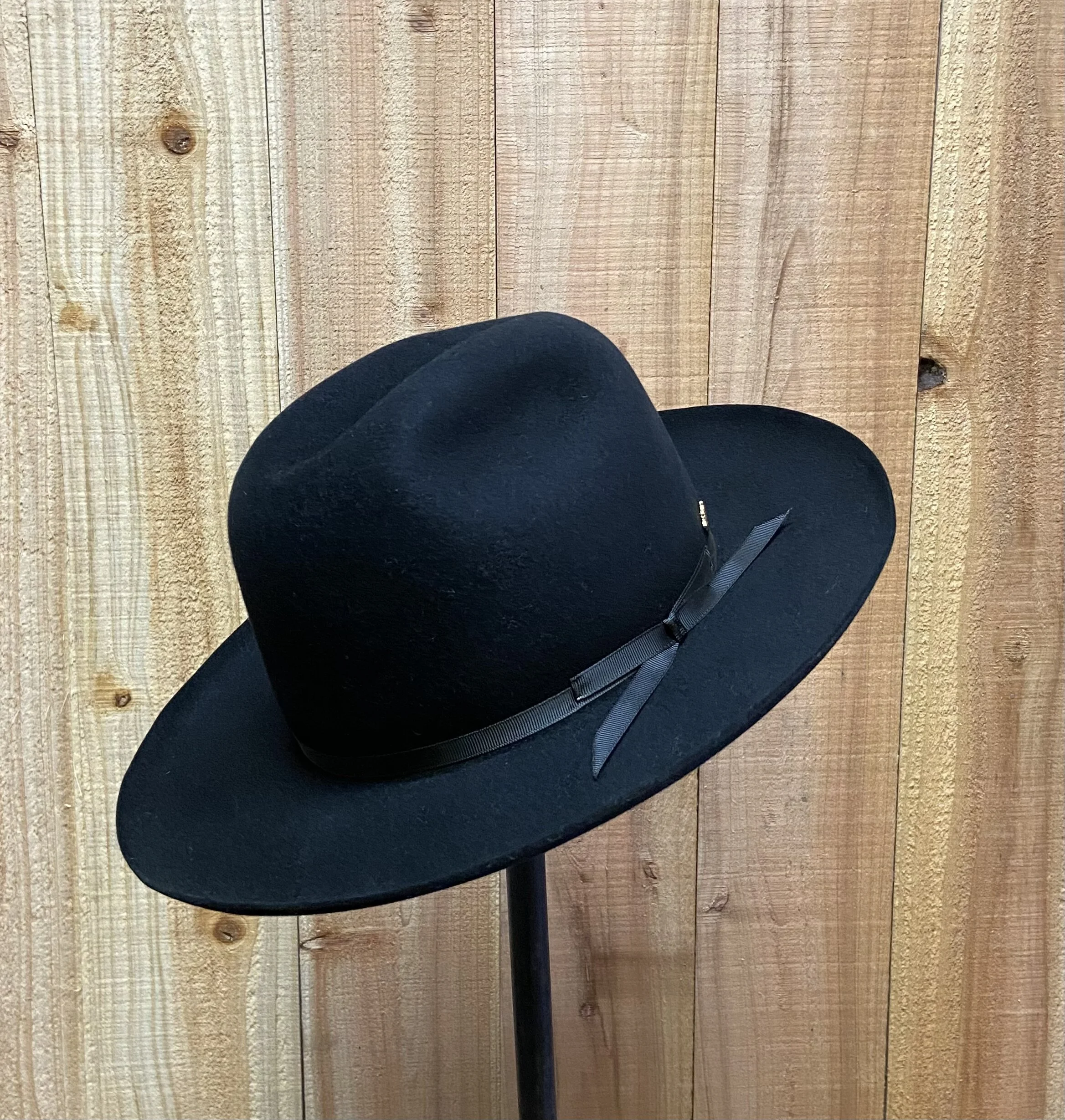 6E44E49F-6567-40D9-8B0C-EF5BA2332131