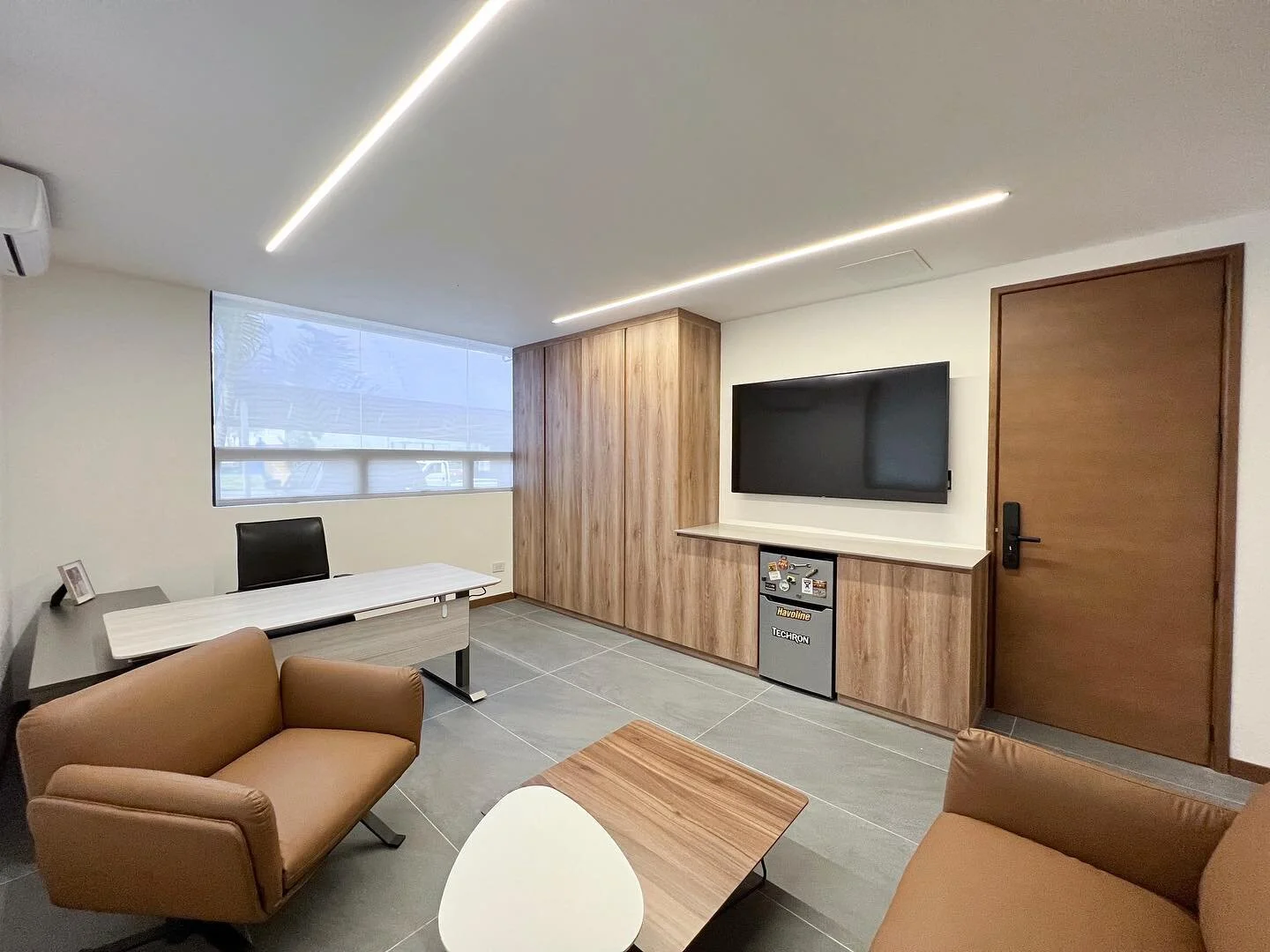 Remodelaci&oacute;n de oficinas. 

#architecture #interiordesign
#dise&ntilde;o #arquitectura #dise&ntilde;odeambientes #dise&ntilde;ointerior #oficina #dise&ntilde;ooficinas #guatemala #josarquitectos