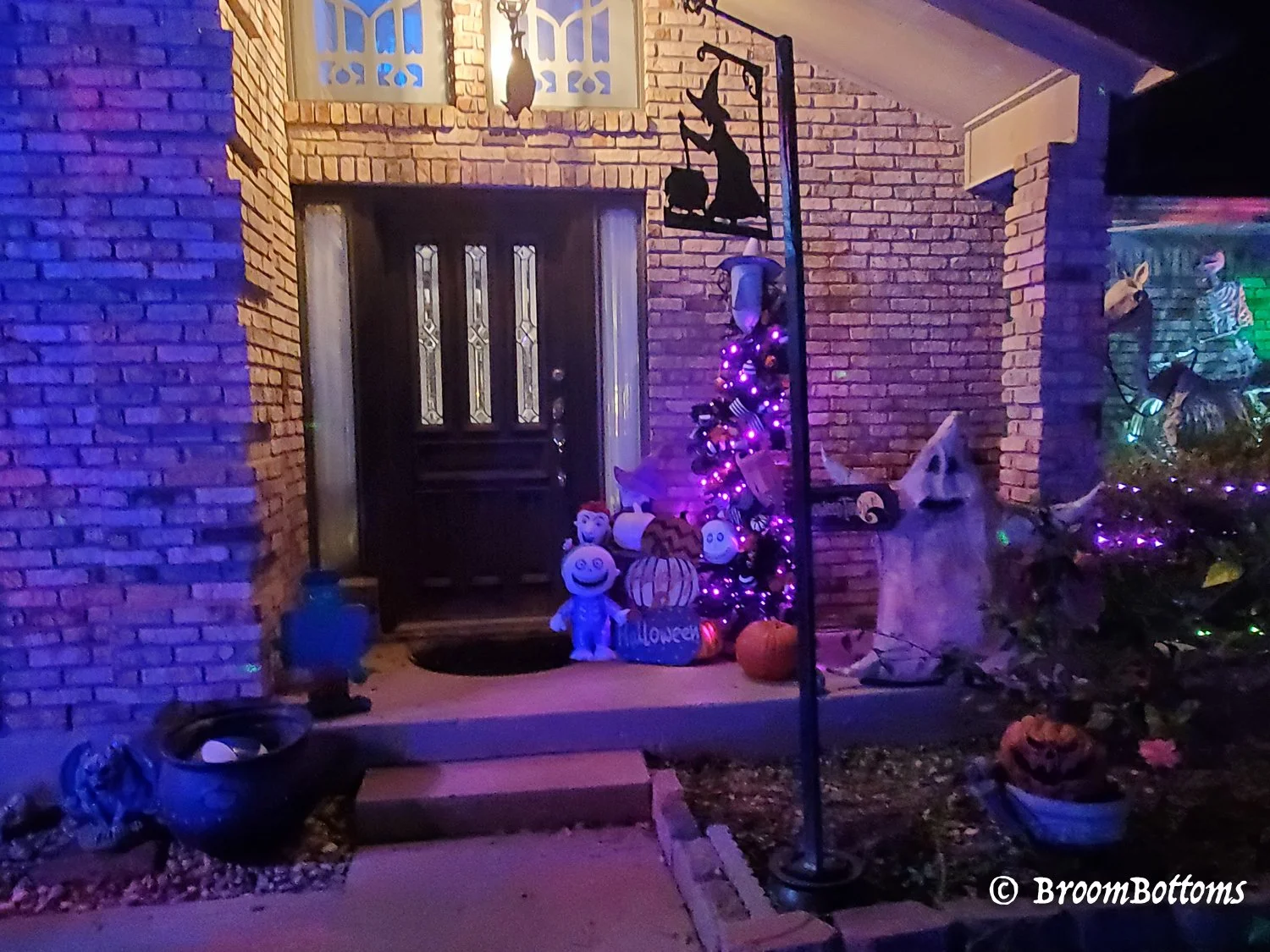 BroomBottoms 1500-144.jpg