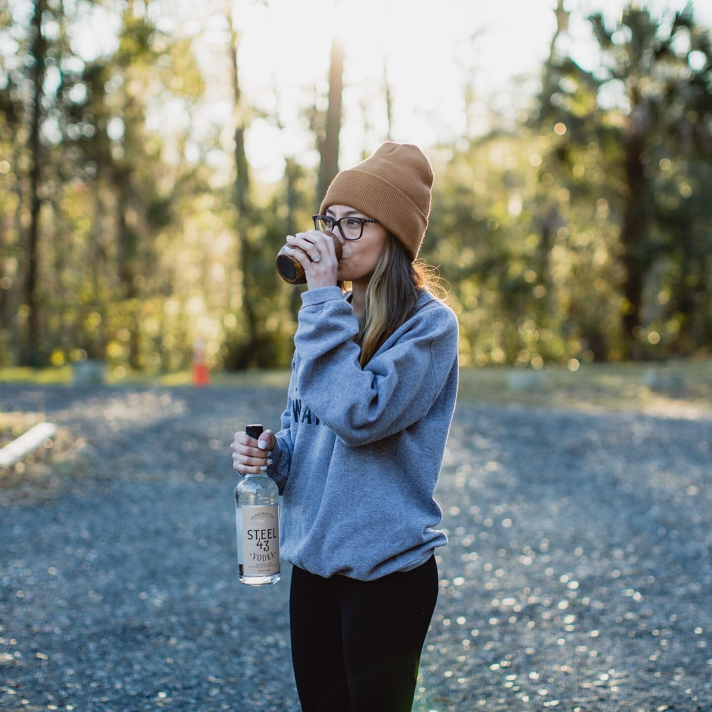 Spring sippin&rsquo; and strollin&rsquo; with #Steel43Vodka 

📸: @wearethemarcos 

#vodka #vodkalovers #vodkacocktail #sanantonio #texasmade #vodkadrinks #springsips #springsippingseason