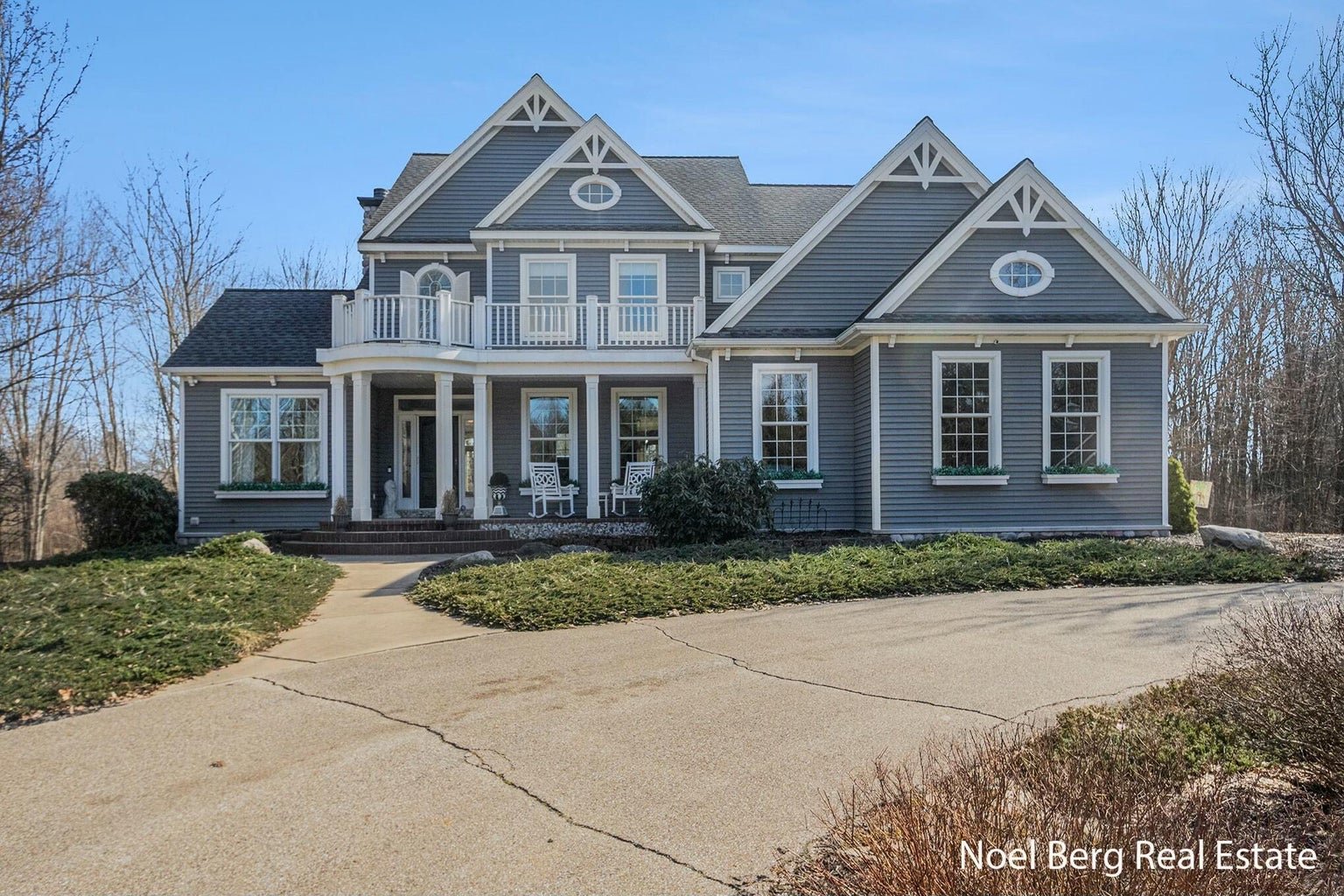 PENDING! 8892 Garfield St. Coopersville, MI 49404 $1,350,000