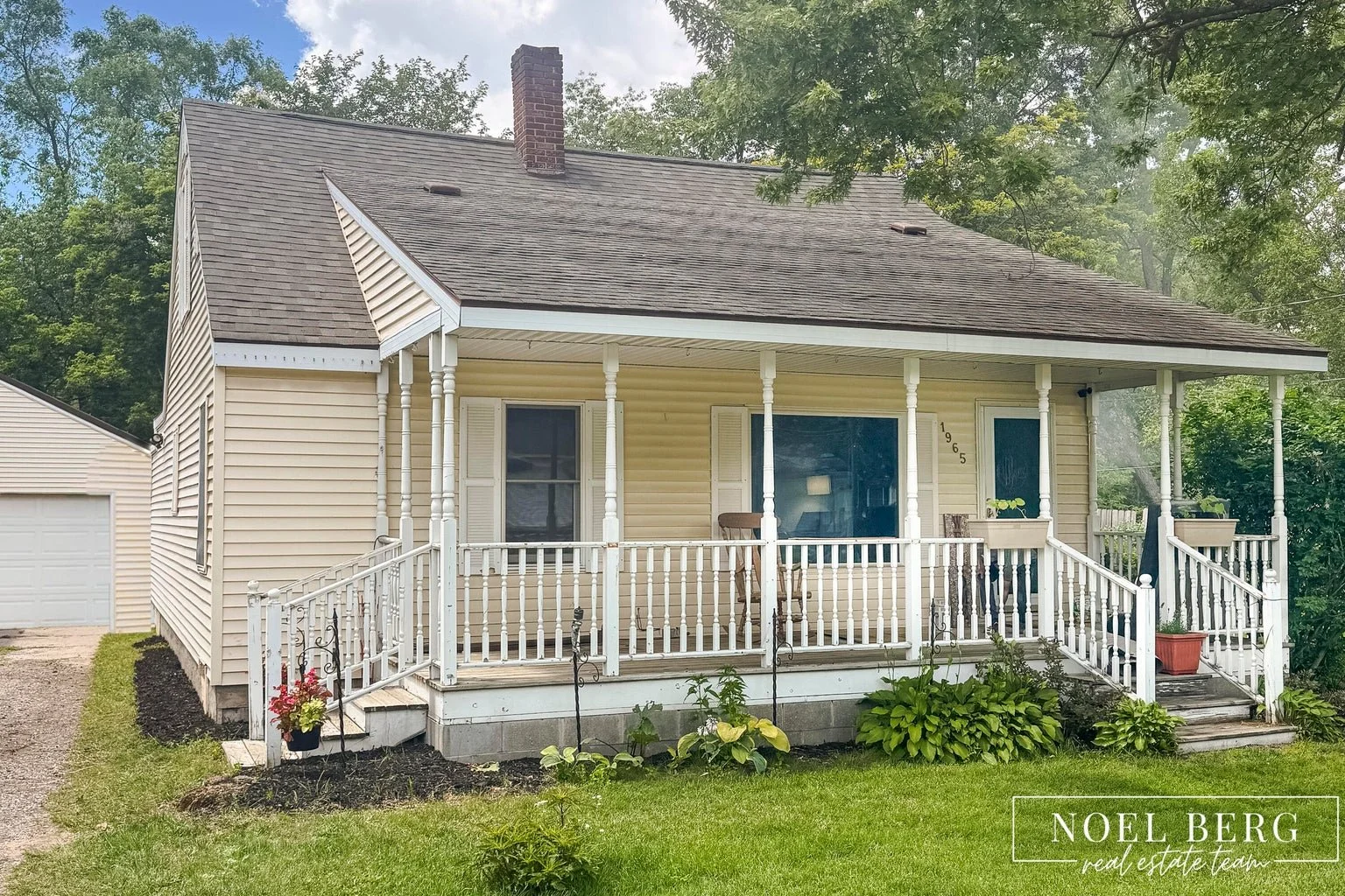 Pending! 	1965 Woodward Street, Muskegon, MI 49442	 $194,900
