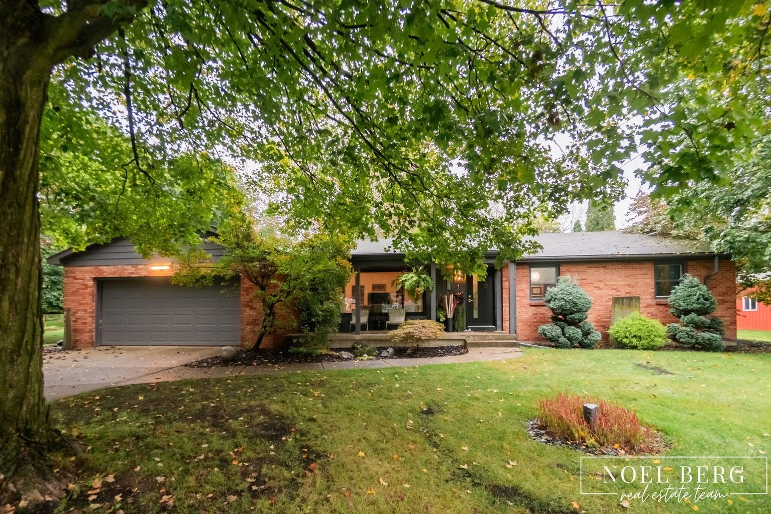 13820 Windemere Drive NW, Grand Rapids, MI 49534	 $429,900