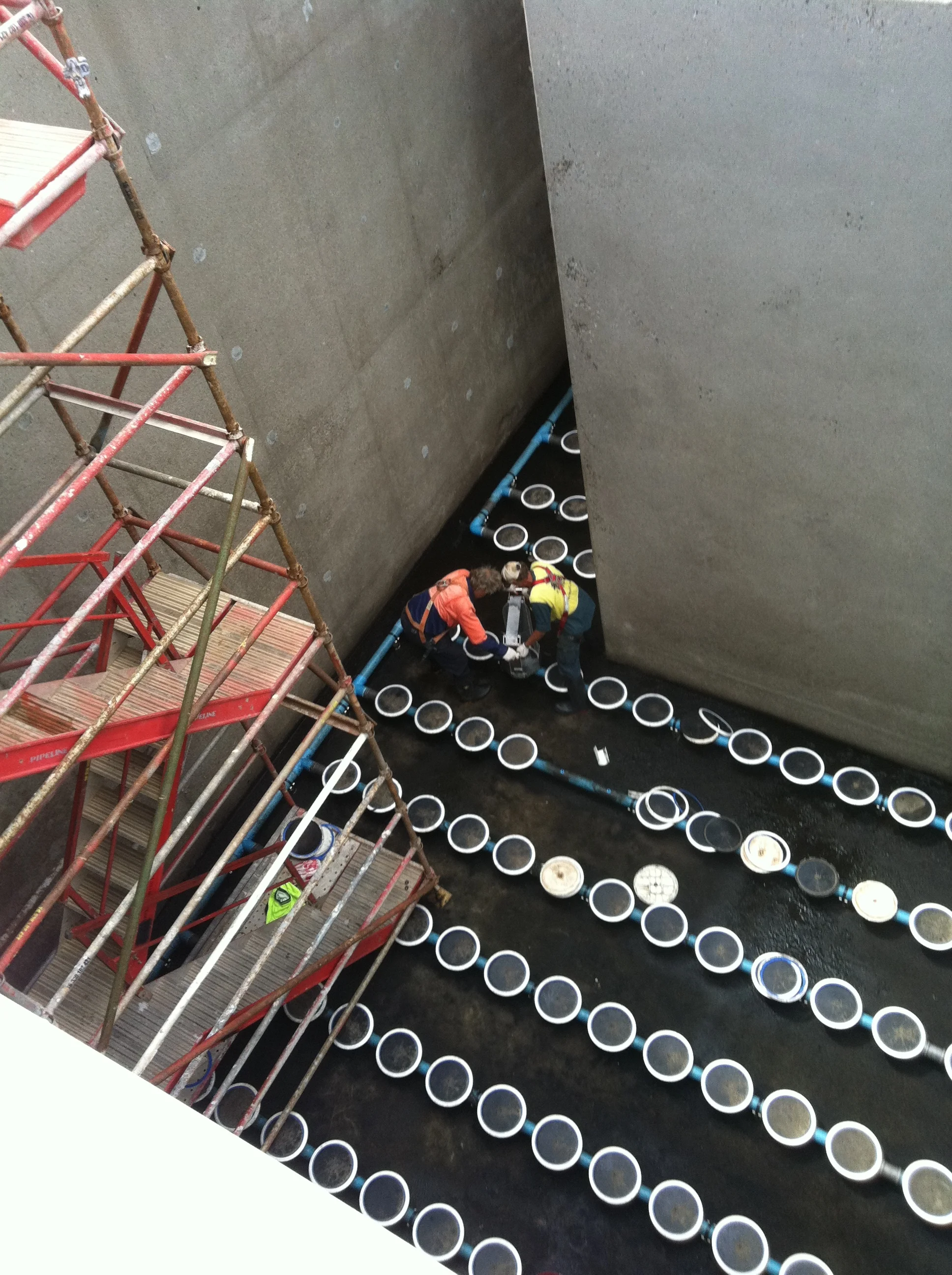 experts-fine-bubble-wastewater-treatment-plant-diffusers