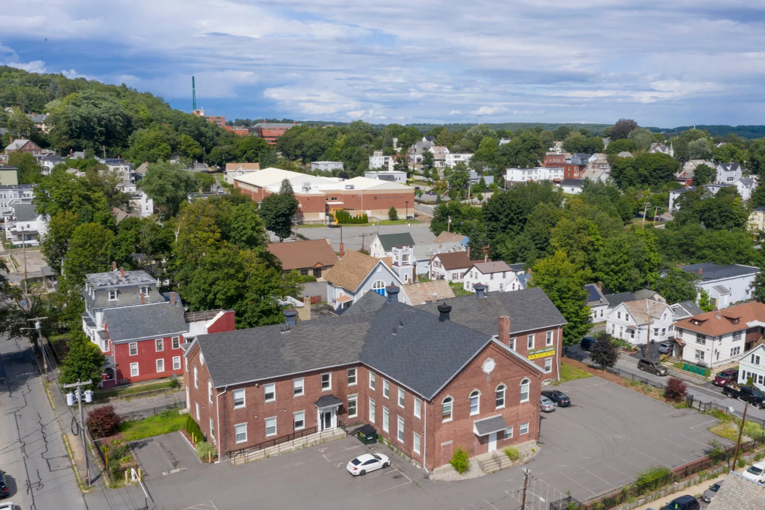 75 Day Street, Fitchburg | Student Housing