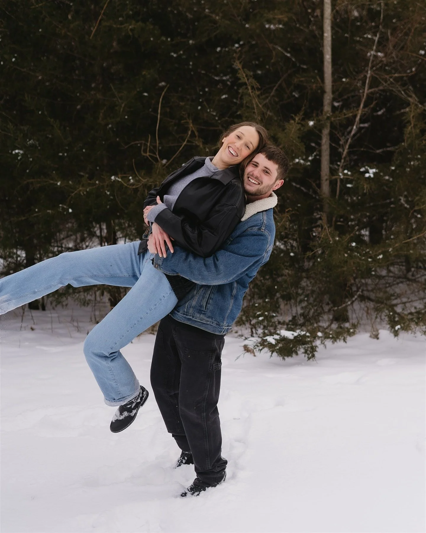Snuck in this amazing engagement session before all the snow melted ❄️
