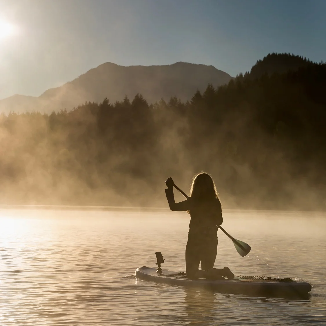 sup-paddleboad-teambuilding-corporate-event.jpg