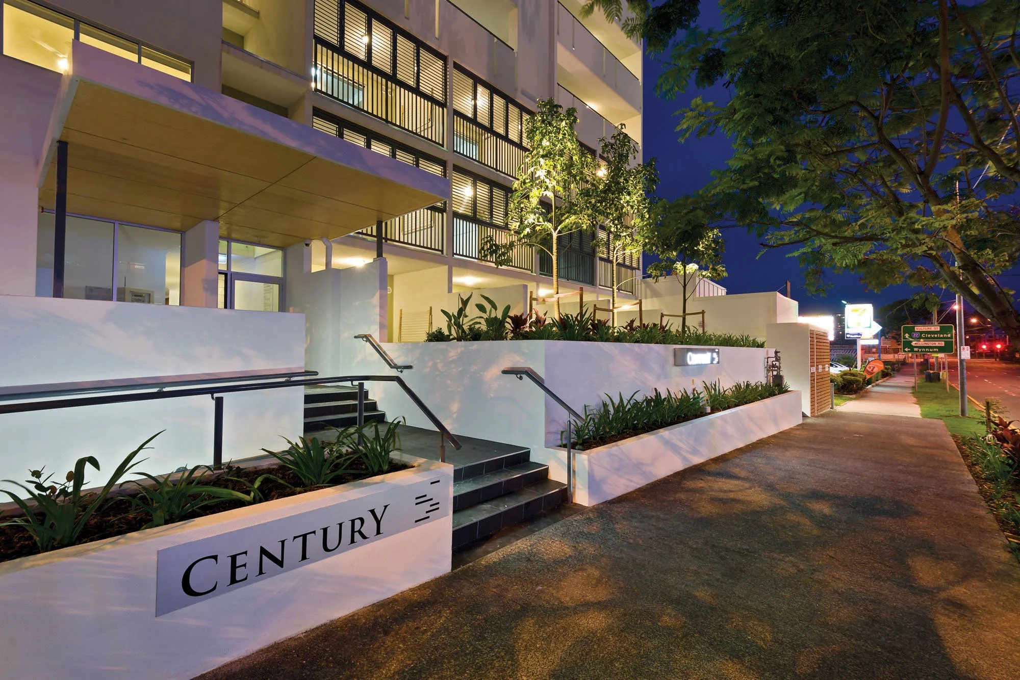 mode_res_century_web (2).jpg