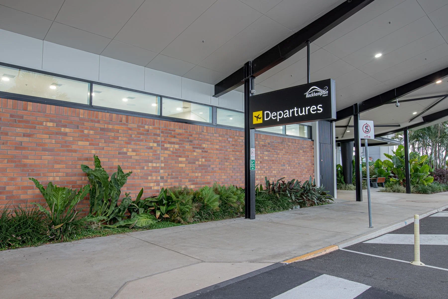 IMG_8676_Rockhampton Airport_WEB.jpg