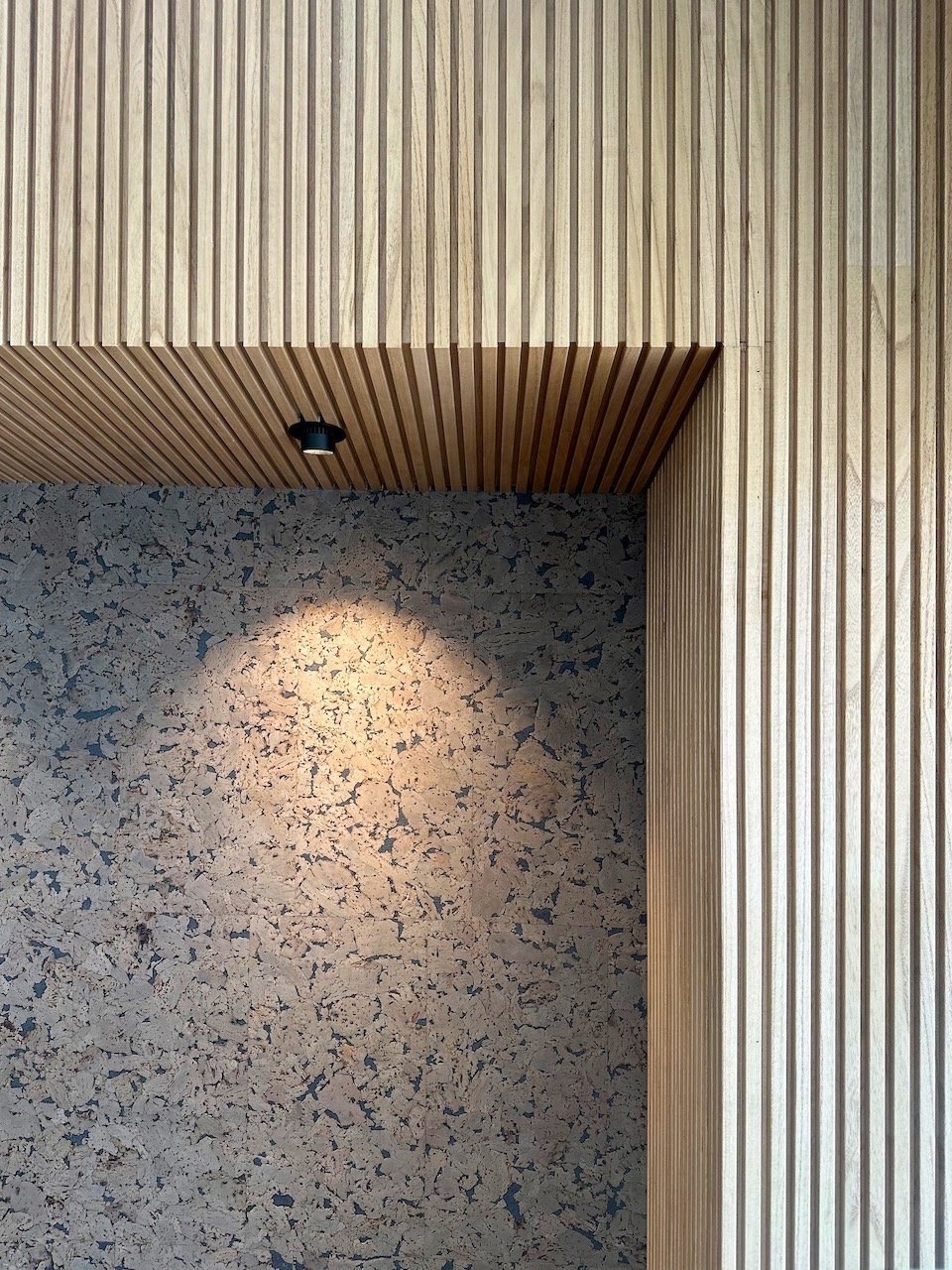 Sobreiro Ash Cork Wall Tile