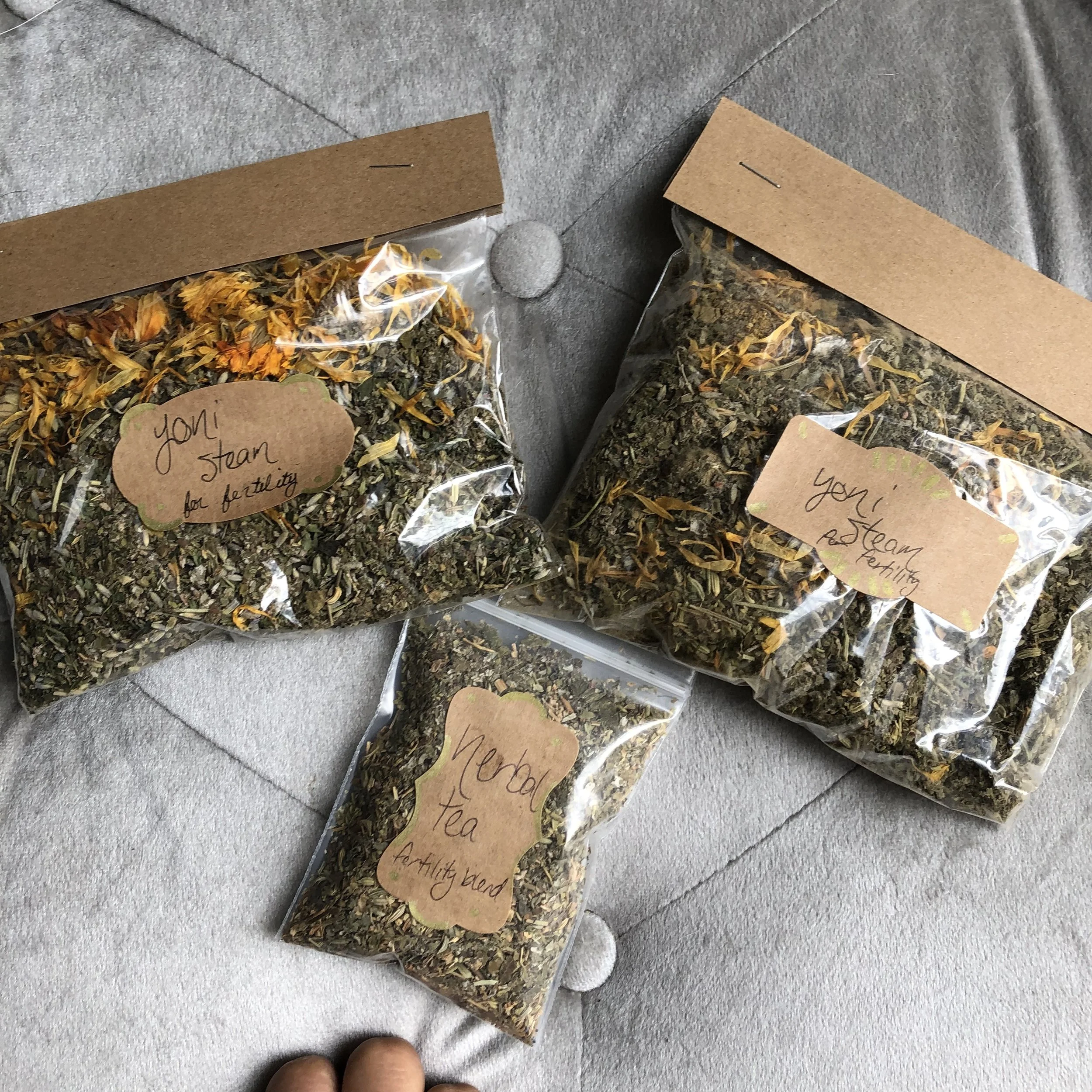 2207A3ED-EB74-42C1-9BFE-C7ADADFA8AE2