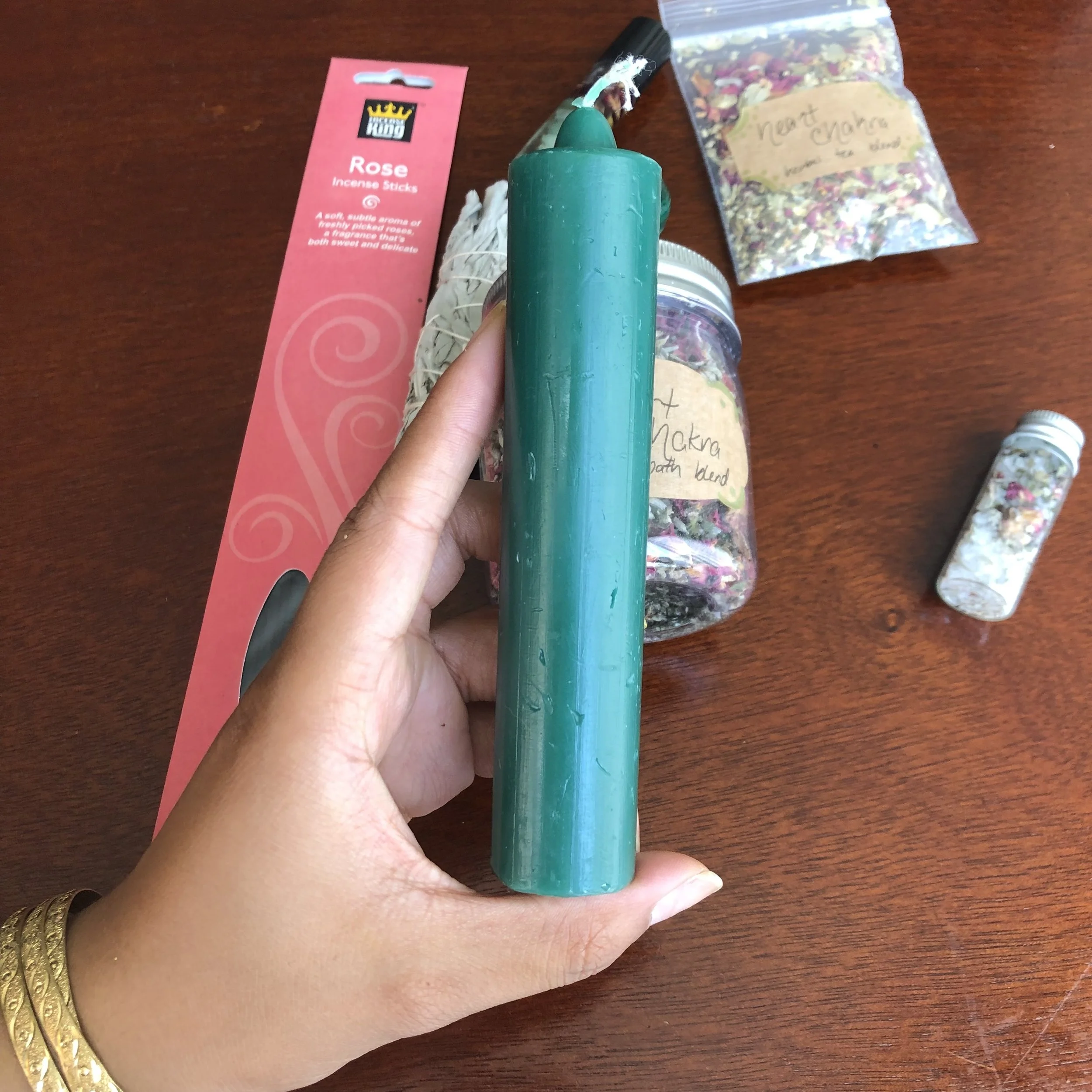 5CF61A44-8331-4D99-97F9-0C9CF9C7821D