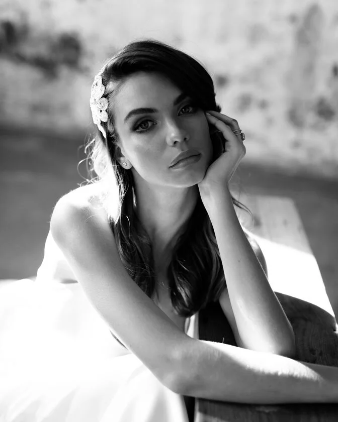 tali-model-bw-front-lr.jpg