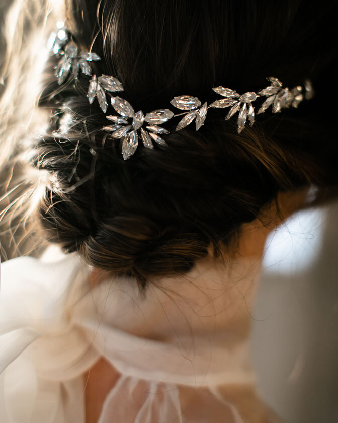 sophia-back-crown-model-colour-hero-lr.jpg