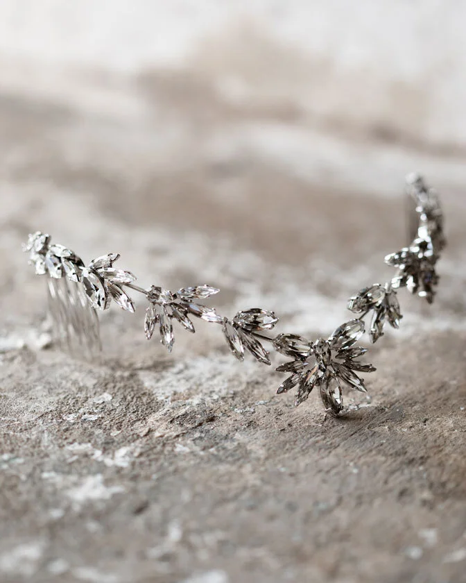 SOPHIA BACK CROWN