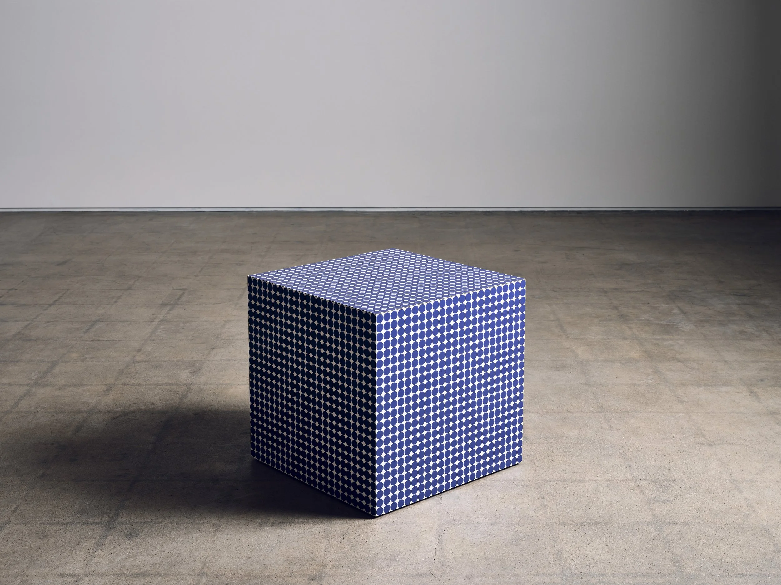SL-5 CUBE TABLE - Image 1