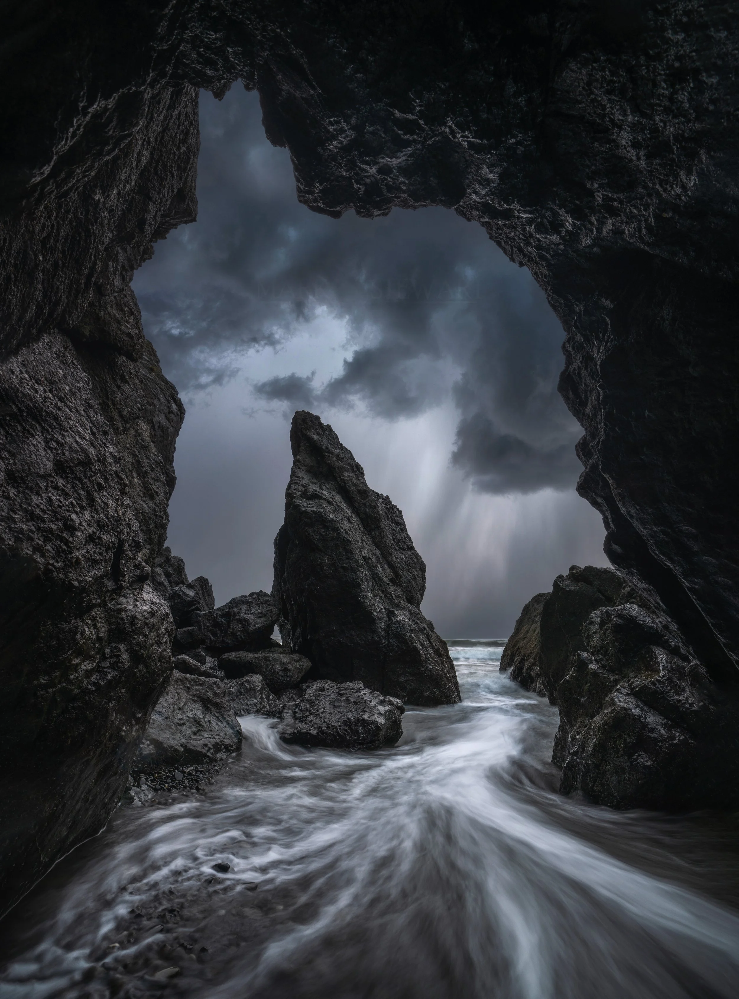 ruby beach mono sotrm arch sea stack shot.jpg