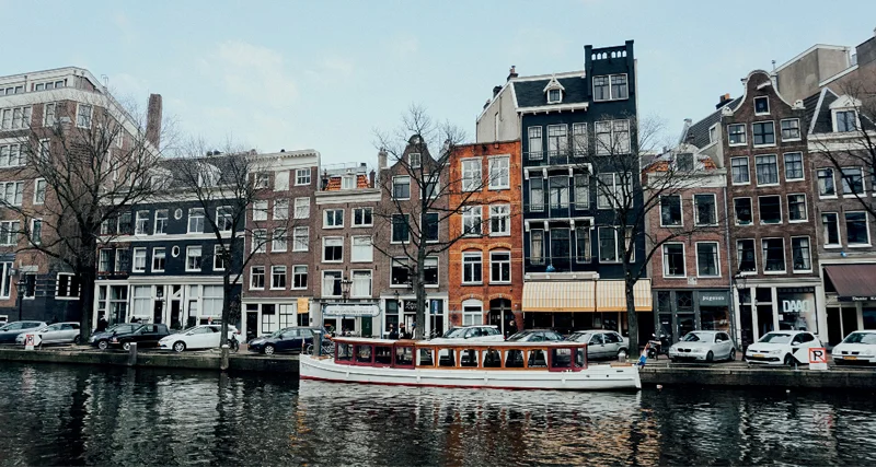 Dream-Maker-Travel-Scandinavia-Amsterdam.jpg