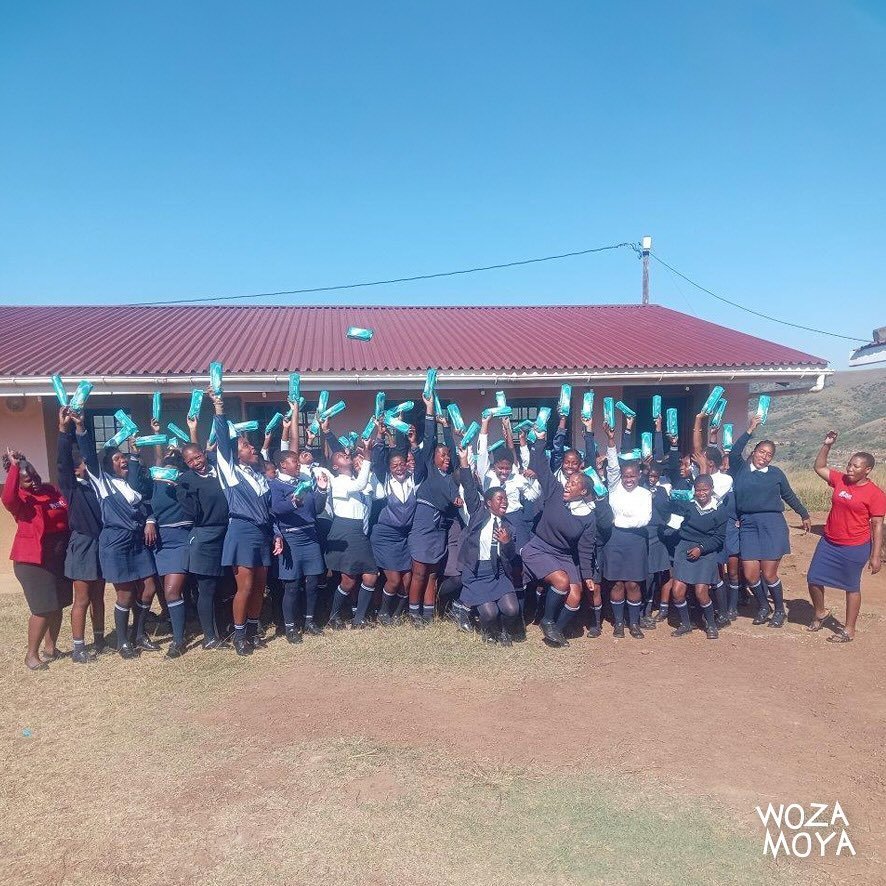 Woza Moya proudly distributed sanitary pads to four high schools in Ufafa Valley! This initiative aims to support young girls, ensuring they can attend school with confidence and dignity. A huge thank you to everyone involved in making this possible!