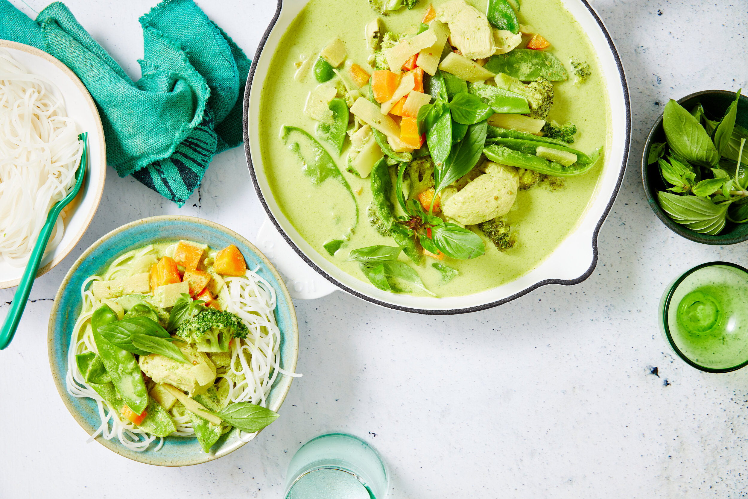 Veg and Chicken Green Curry