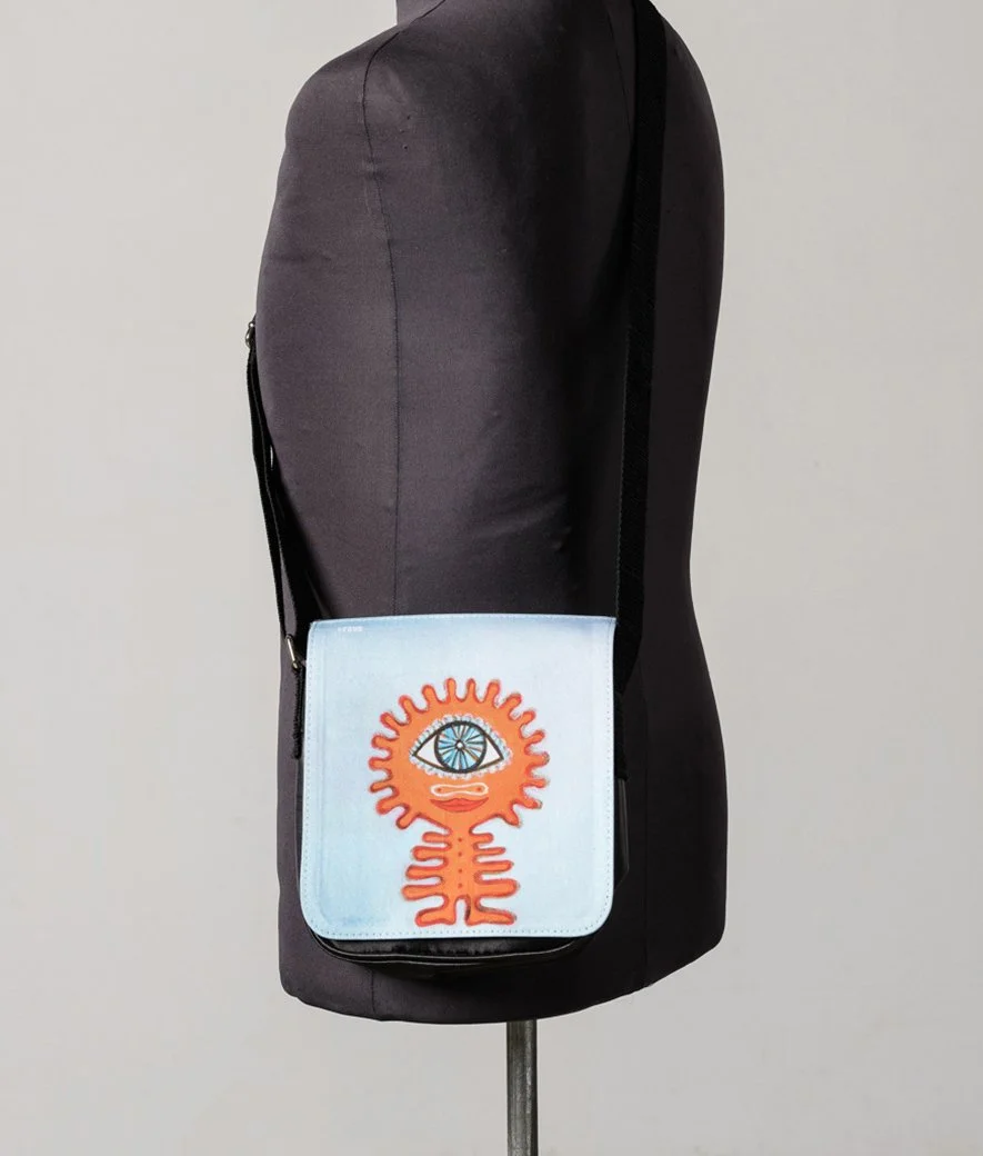 bag-eye creature1M-.jpg