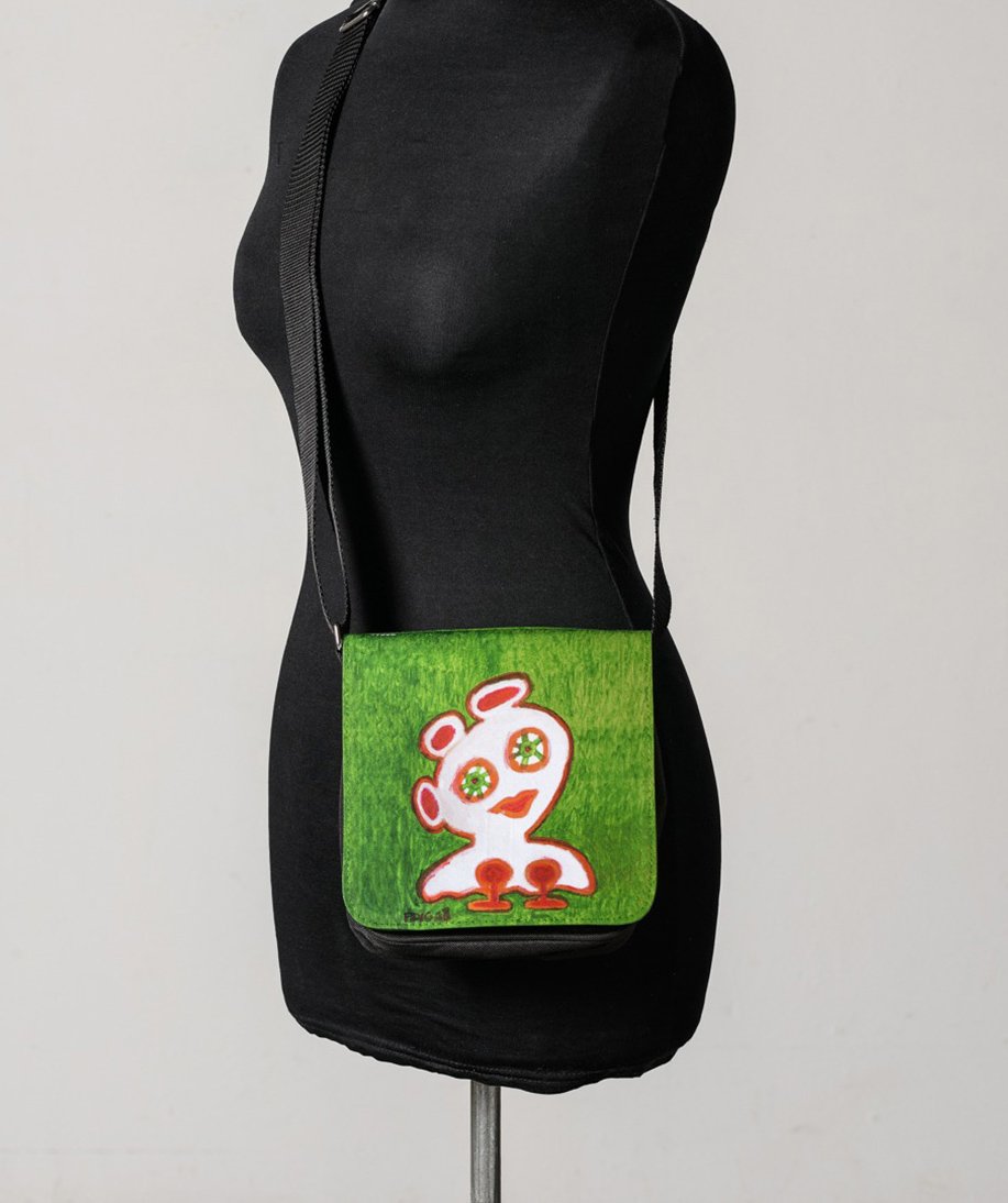 bag-weird creature1+-.jpg