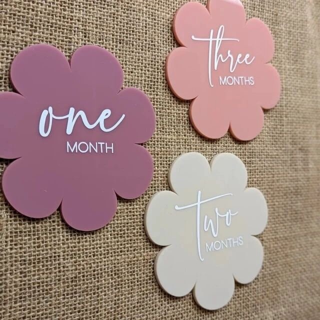 @_forkeepssake is attending the All for Kids Market Broadmeadows.

Birth announcement plaques, pregnancy announcements, baby milestone sets, Personalised keepsakes for babies and kids. 

For the full range, visit @_forkeepssake

Facebook: https://www