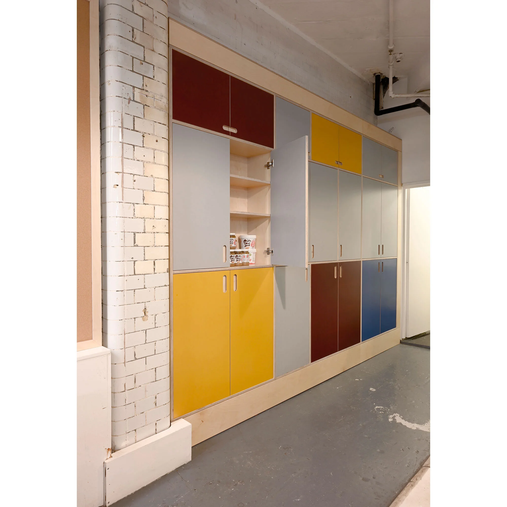 EckfordChong_Pip-and-Nut-Office-Fit-out-Commercial_Bespoke-Shelving-Storage-Unit-02.jpg