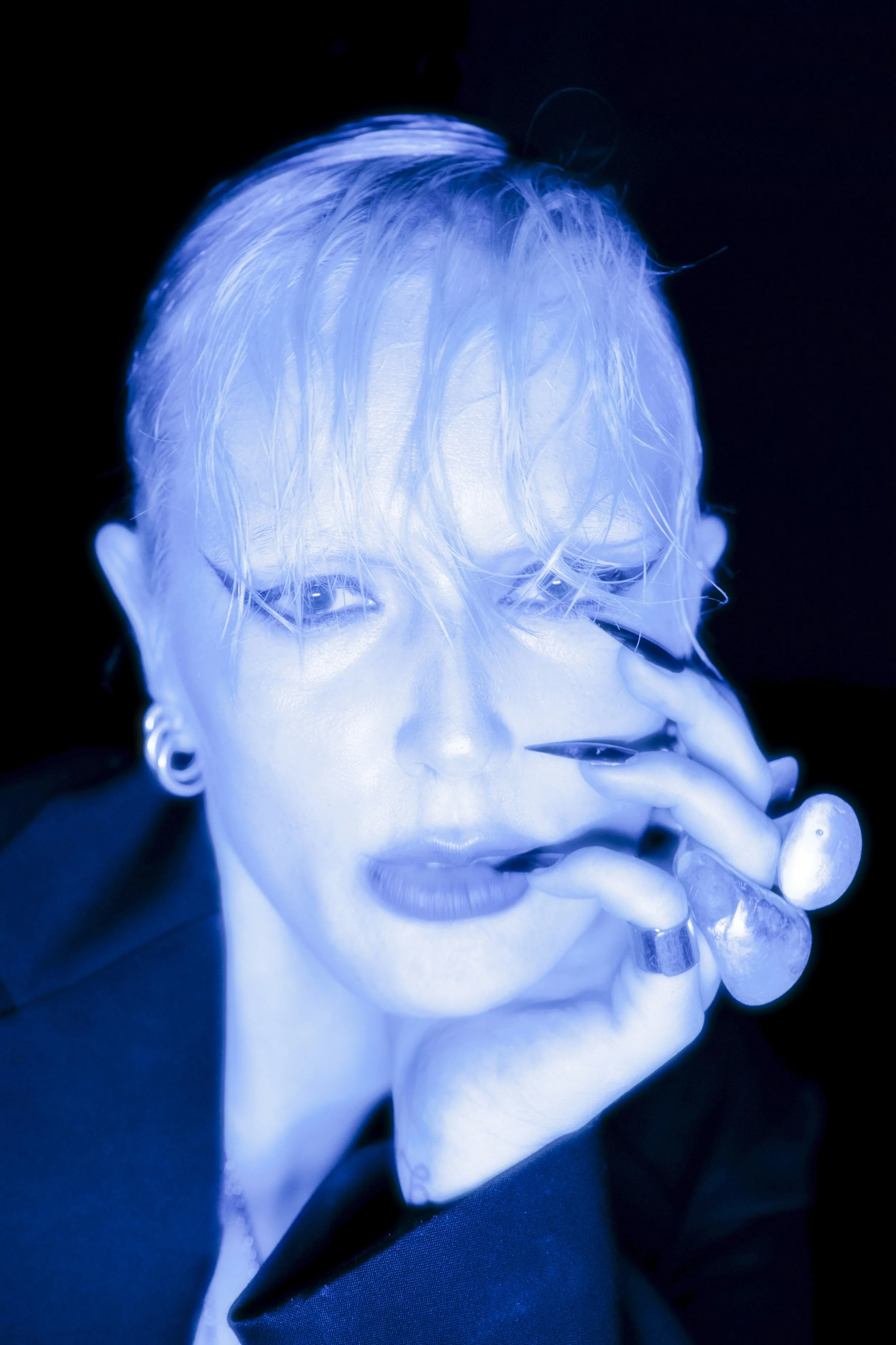 THE INTOXICATING DARKNESS OF FASHION: GATA MEETS VICTORIA AKA SALAVAT KYPERE