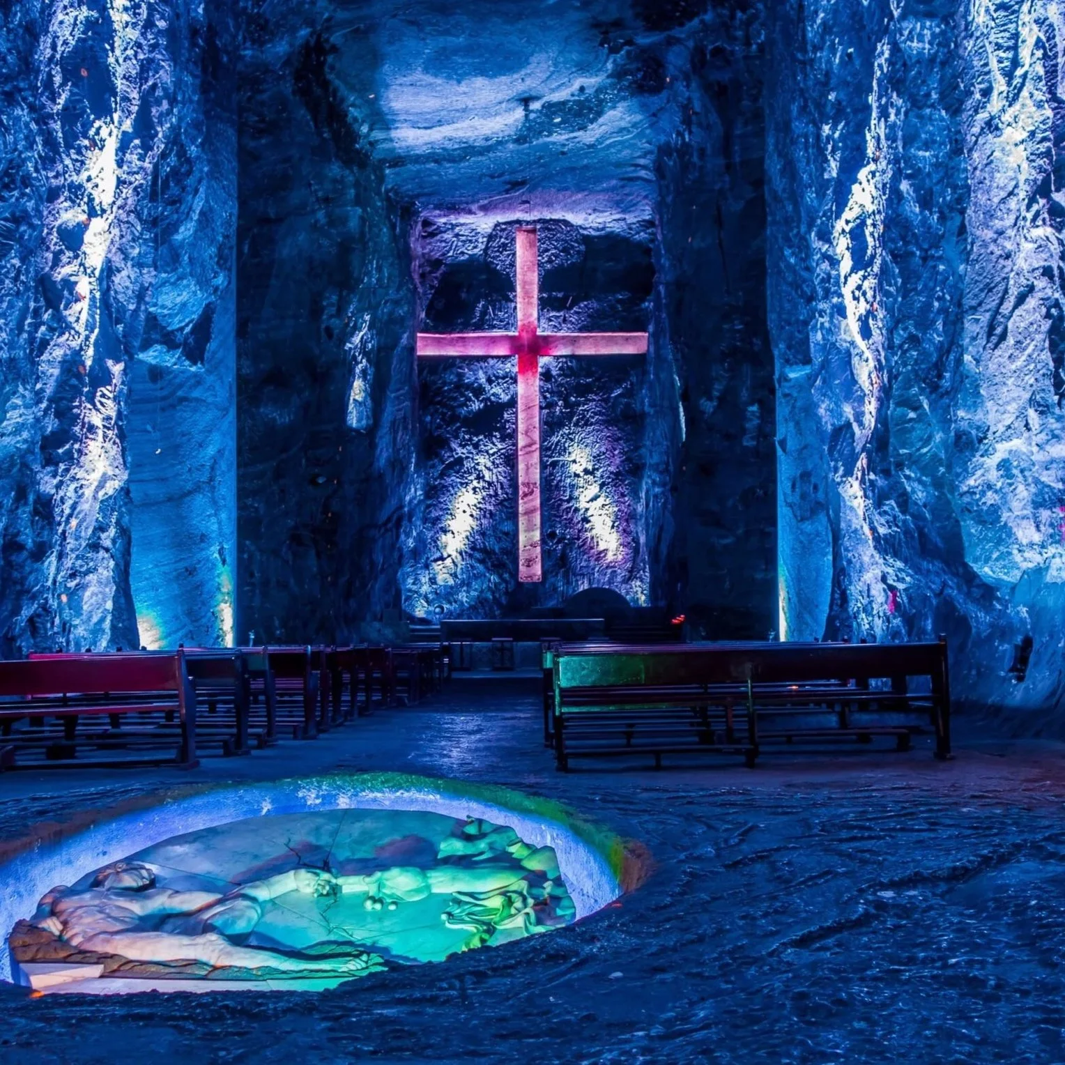 THE GATA GUIDE TO THE WORLD'S STRANGEST CHURCHES