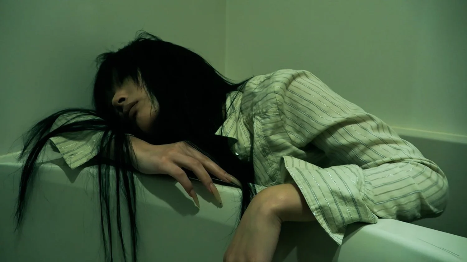 THE SKY IS EMPTY-                                                   A GATA shortfilm