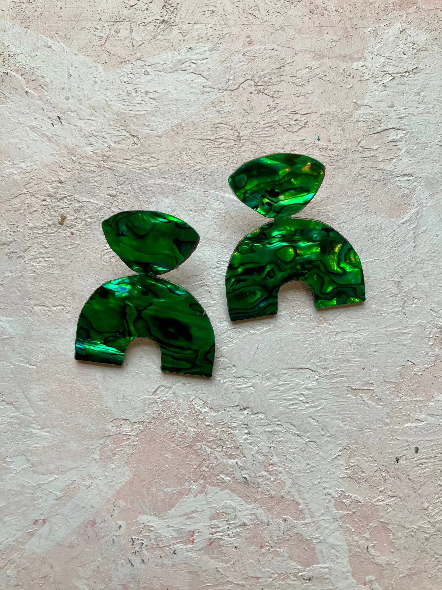 EFECBF80-97FB-4A62-8EC3-1B6D2FB4AE39