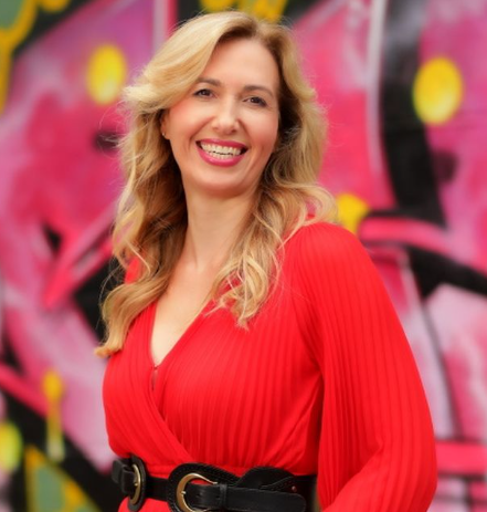 Laura Dowling