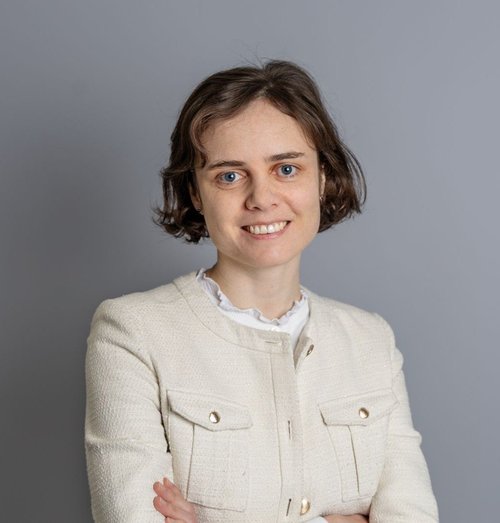 Ms Clare Quigley