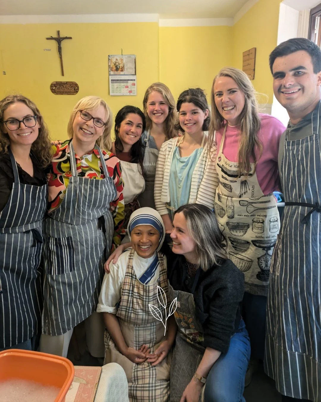 Sarah does a beautiful job leading Beloved&rsquo;s social outreach! 💛 Last Sunday she gathered such a wonderful team to support the Missionaries of Charity in their soup kitchen.

If you&rsquo;d like to join us for the next one on Sunday 12 October,