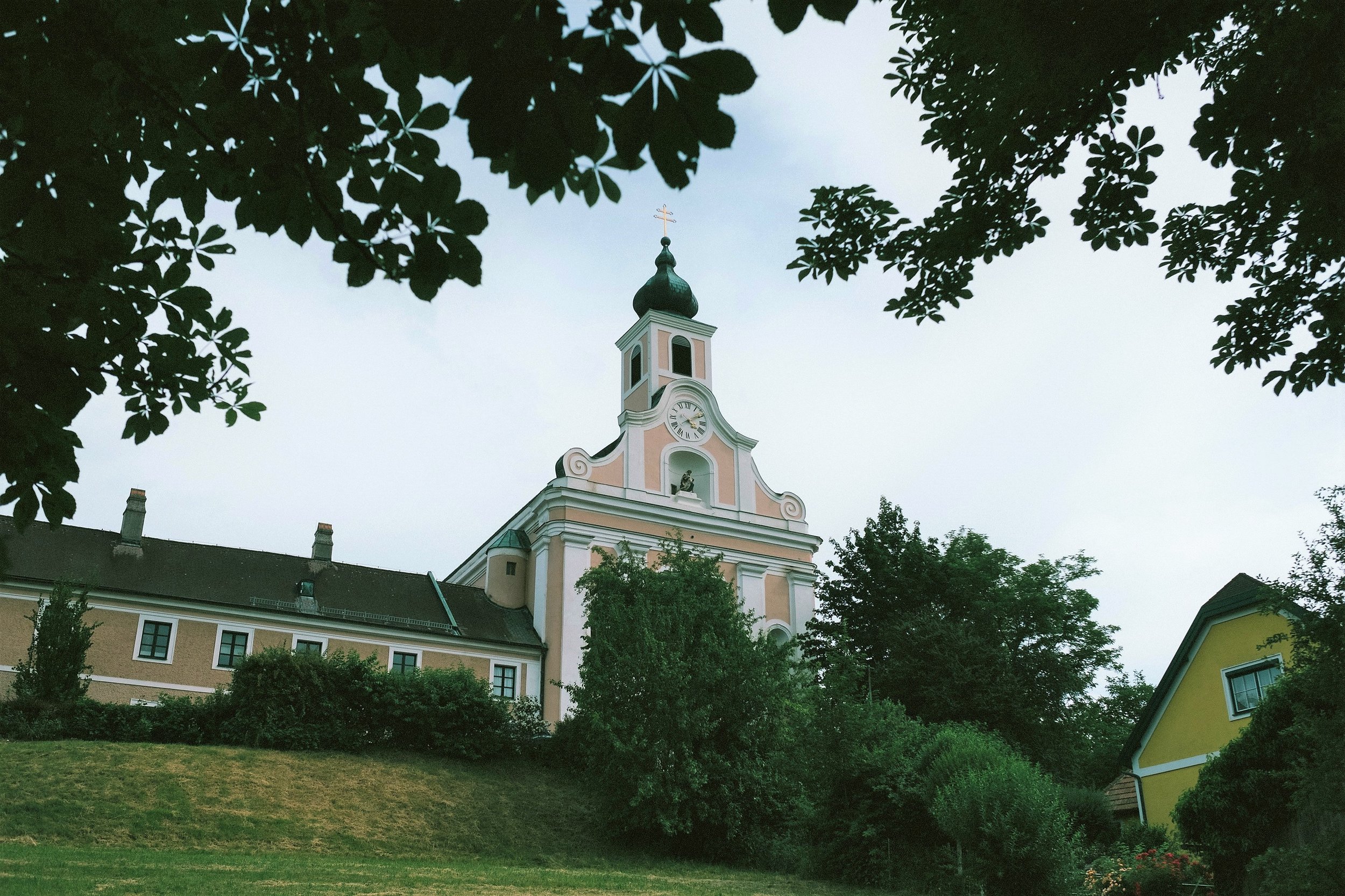 Wahlfahrtskirche Maria Jeutendorf