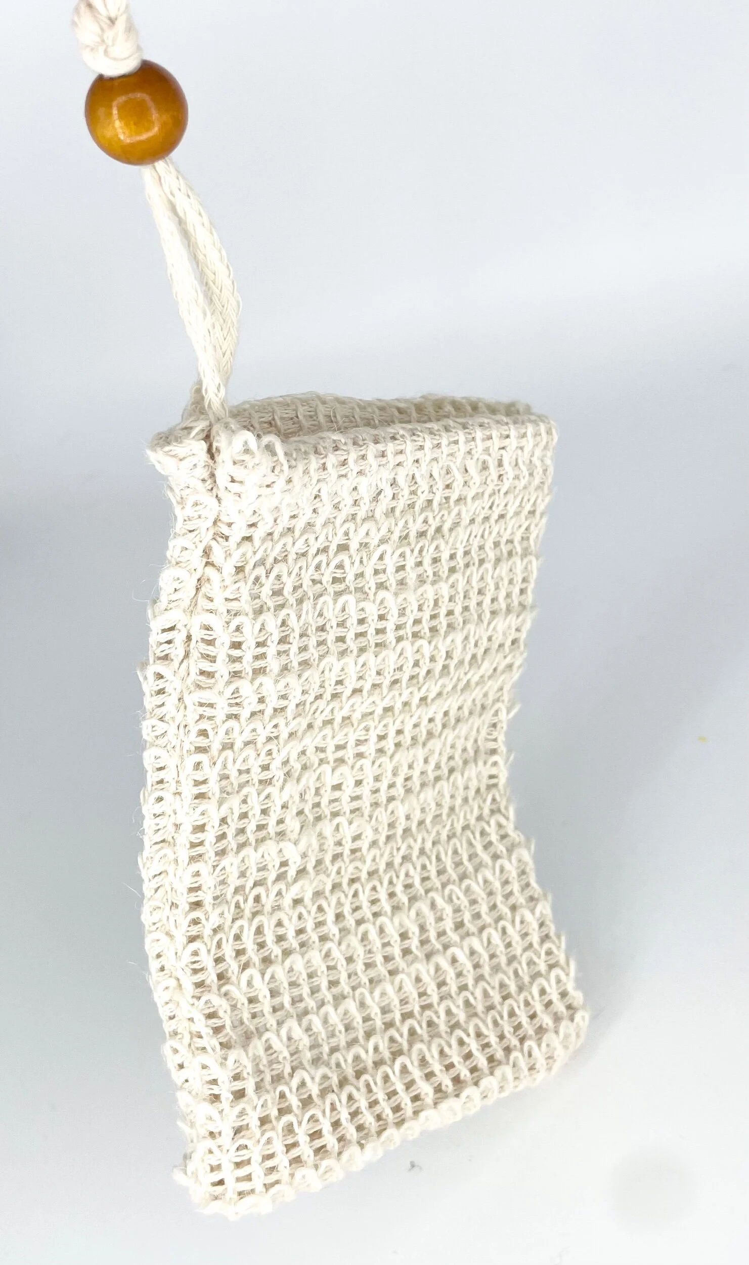 C0EBA266-42A1-49E9-9895-CCCF2B3C6BC8