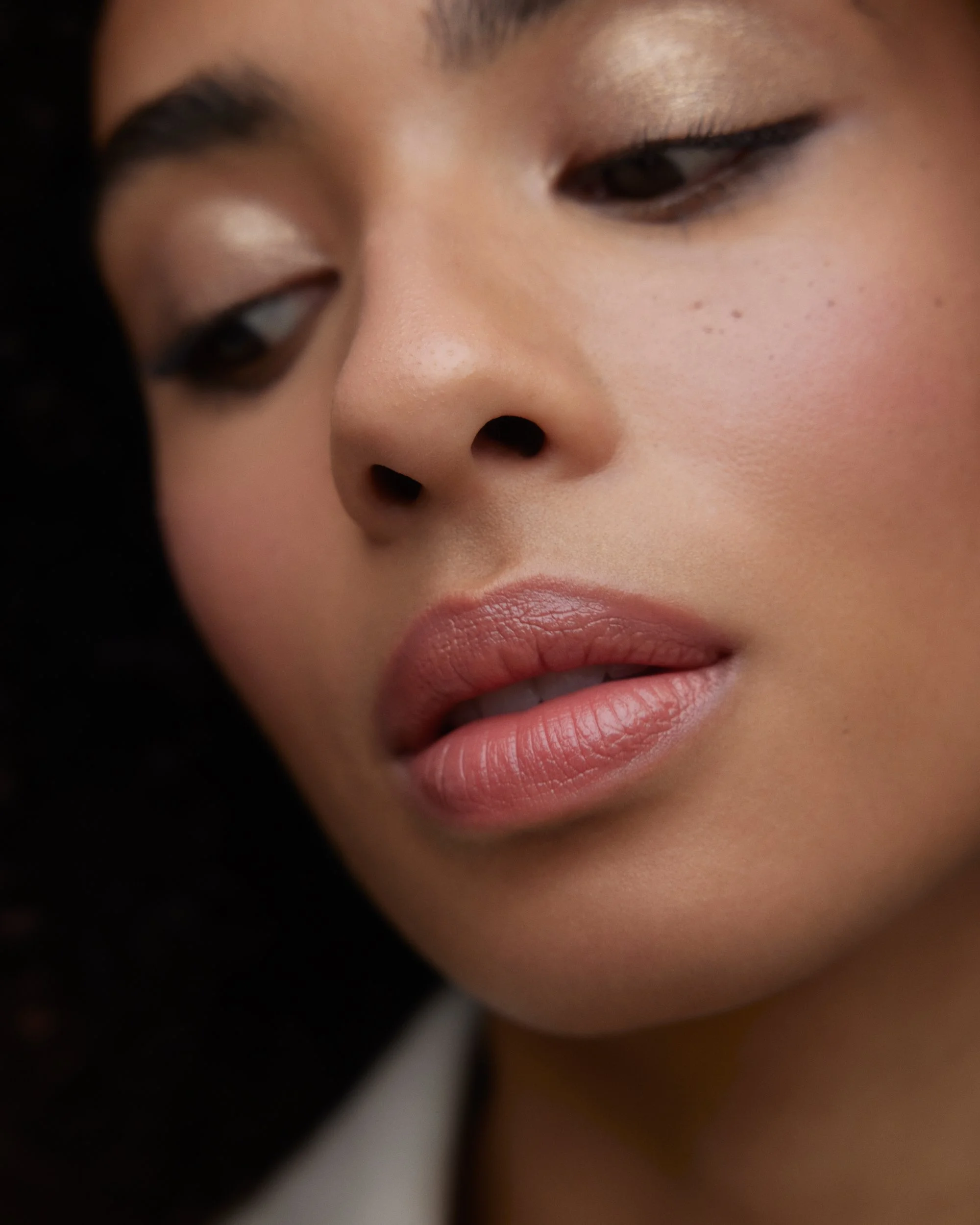 Le Baume - Model Medium Skin - Nature.jpg