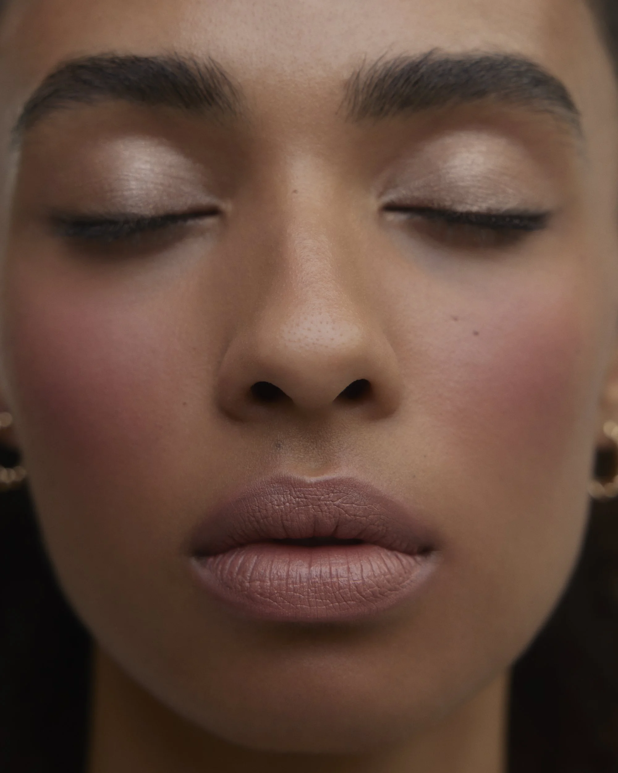 Le Rouge - Model Medium Skin - Praline.jpg