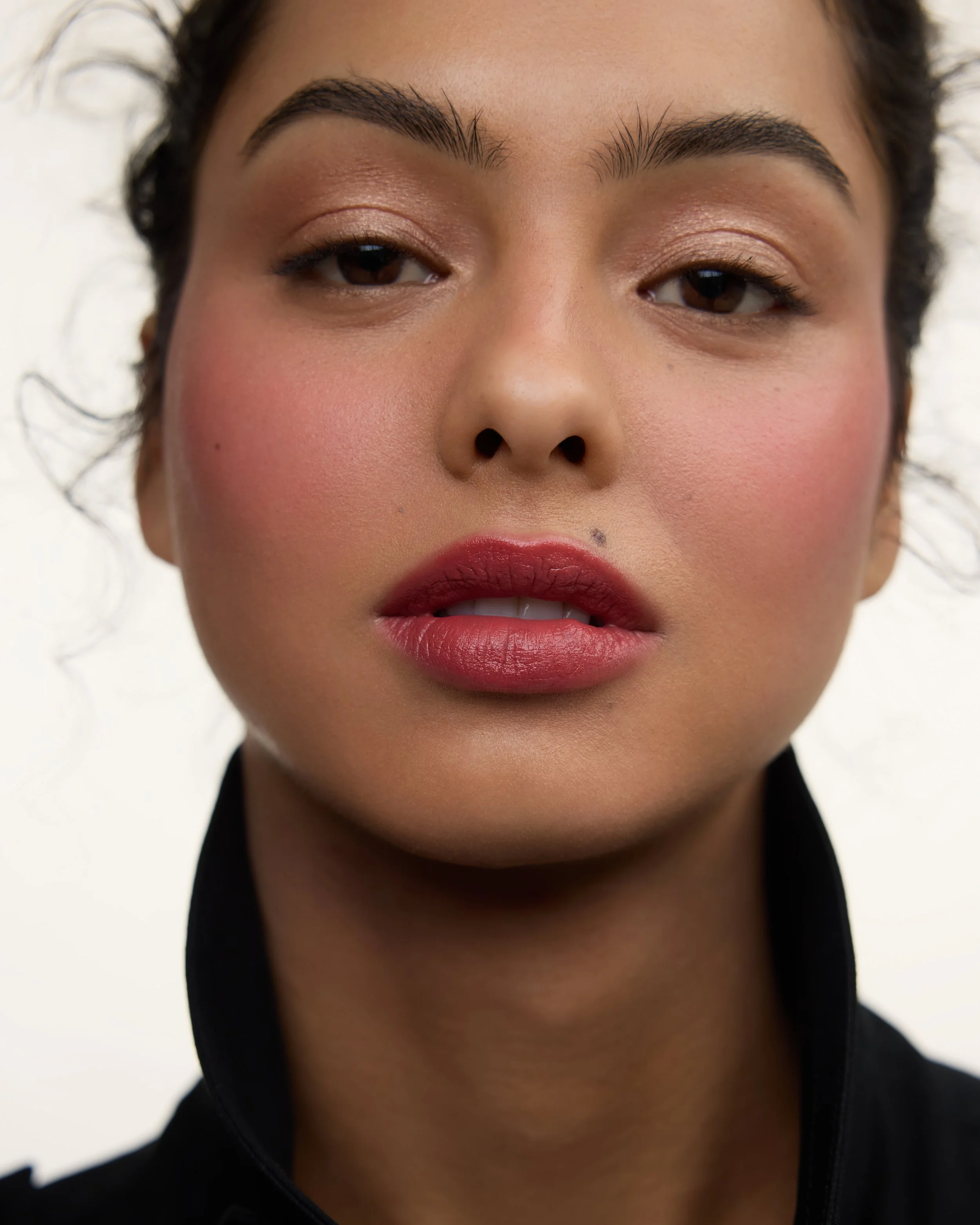 * Le Rouge - Model Medium Skin - Grenadine.jpg