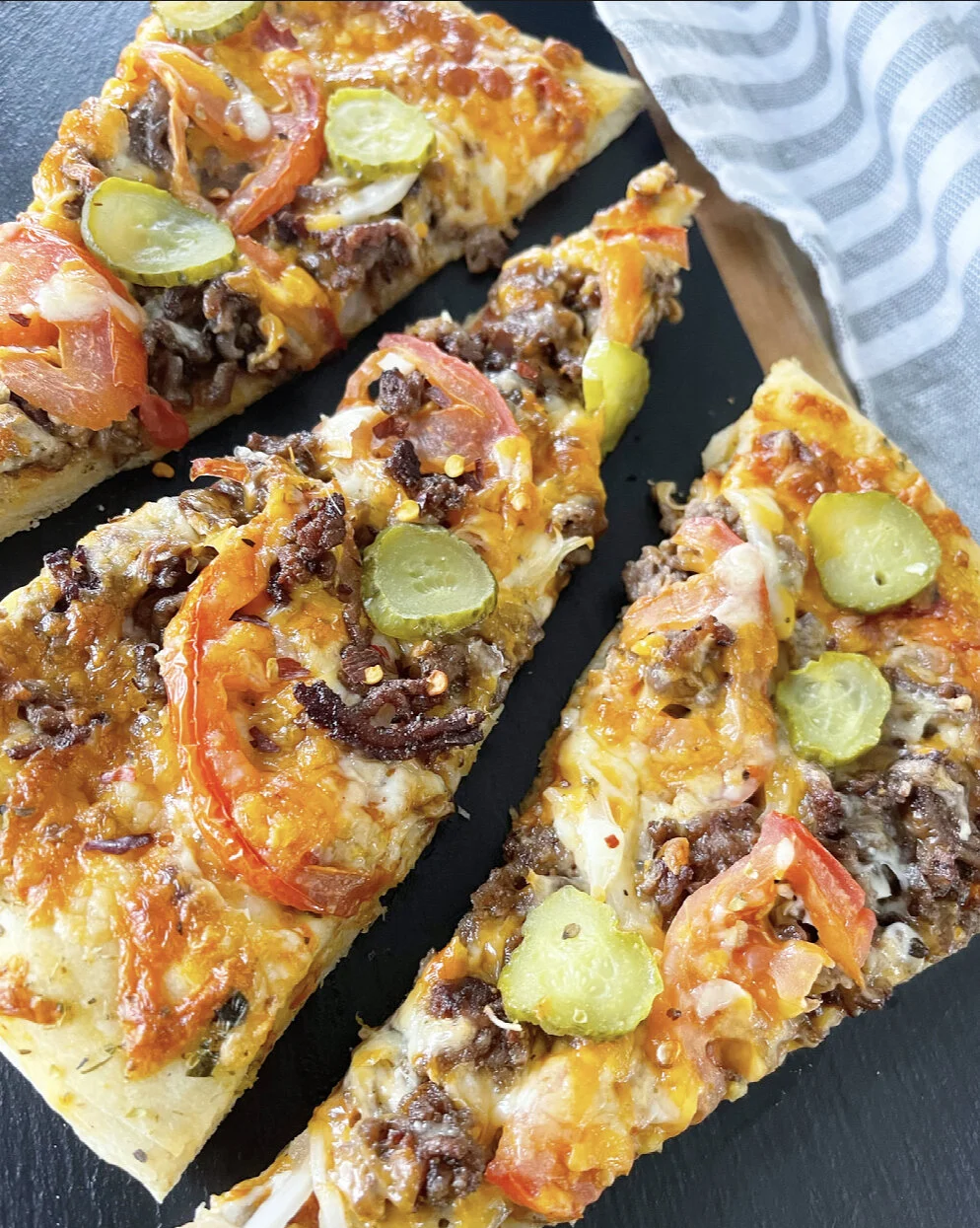 Cheeseburger Pizza