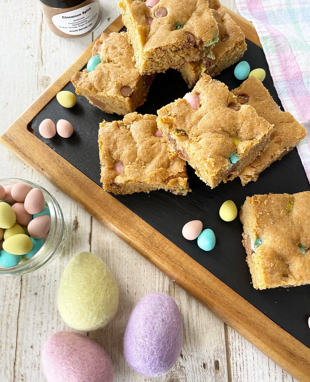 Mini Egg Blondies